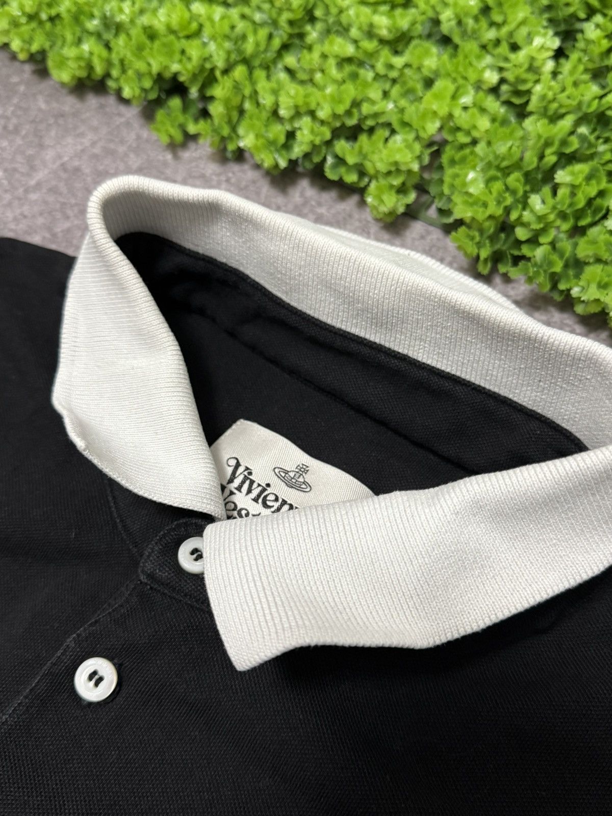 Vivienne Westwood Vivienne Westwood Polo T-Shirt Vintage Small Orb Logo Luxury Size US XL / EU 56 / 4 - 4 Thumbnail