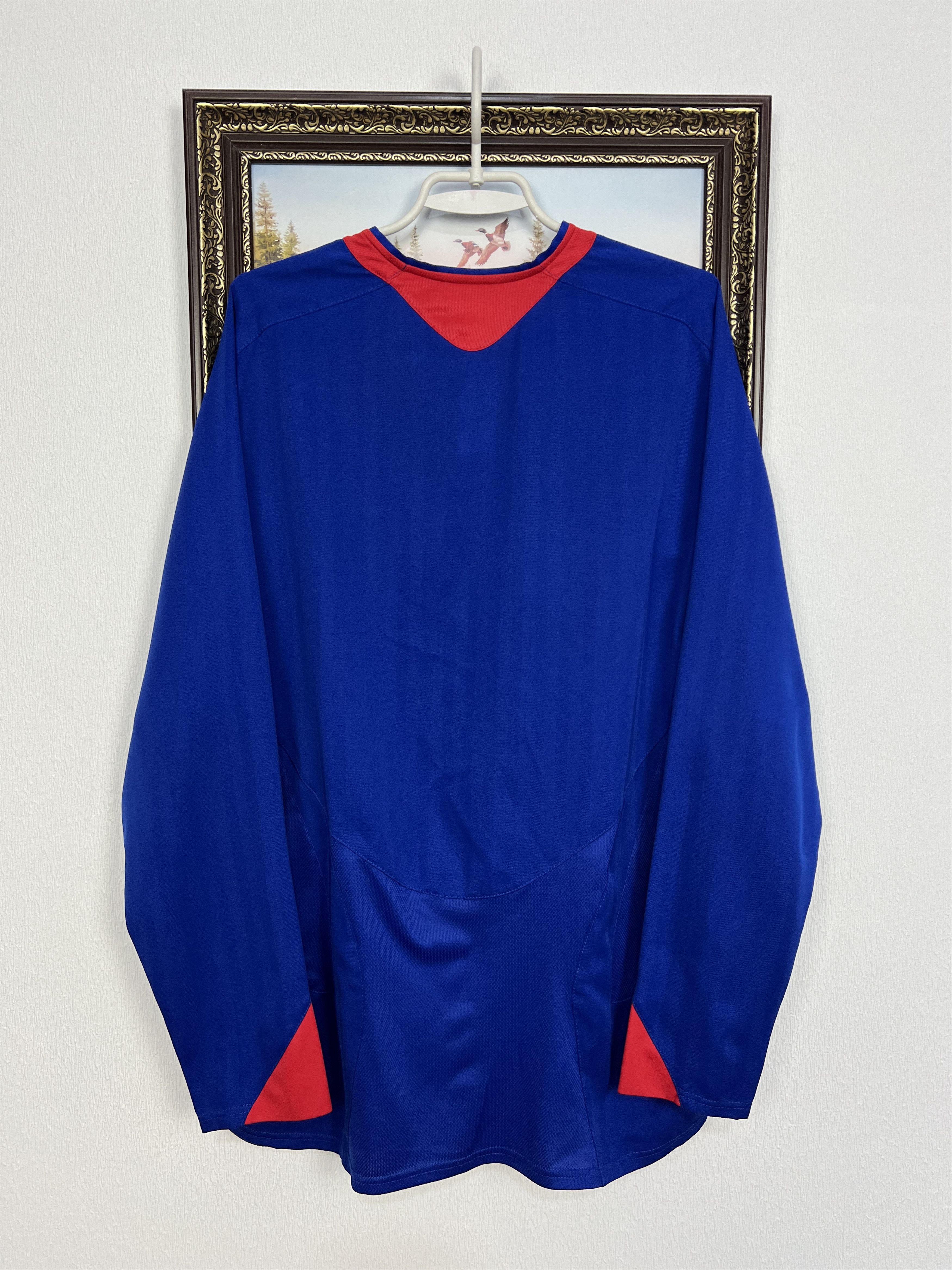 Nike Manchester United football shirt Soccer Long Sleeve Jersey Size US L / EU 52-54 / 3 - 8 Thumbnail