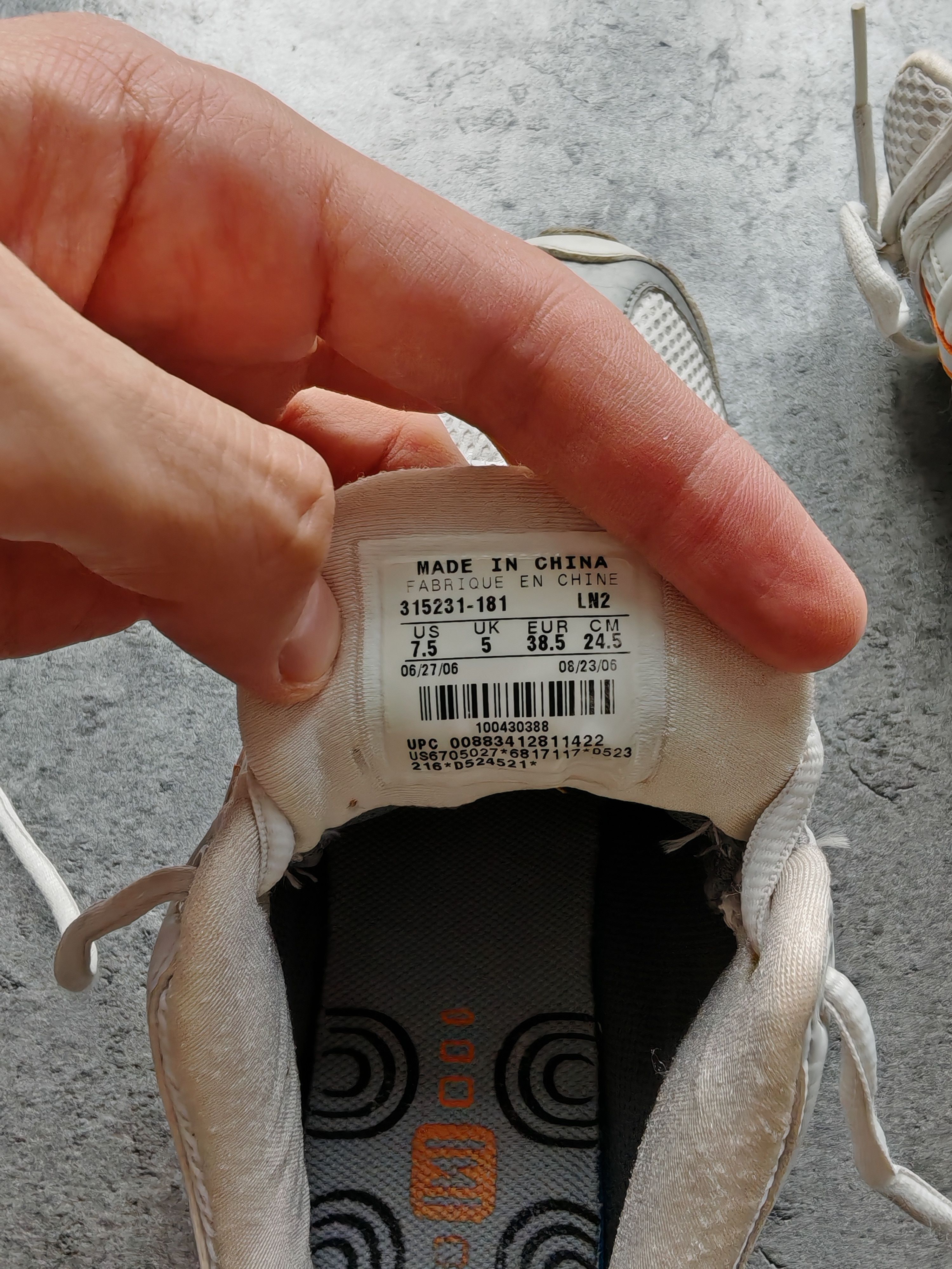 Nike VIntage Nike Shox 2006 Tradition At Contact T@C Size US 7.5 / EU 40-41 - 8 Thumbnail
