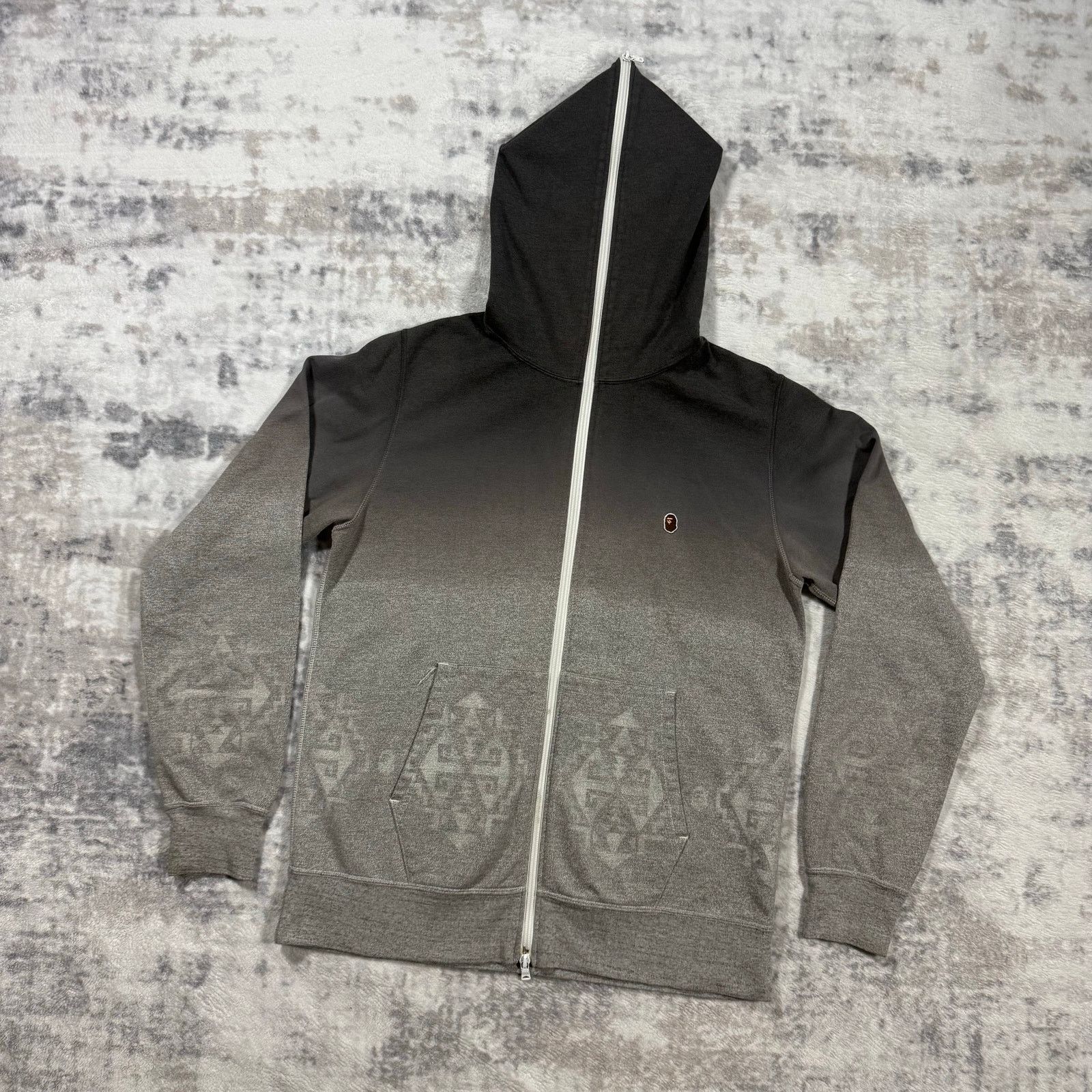 Bape × Nigo Authentic Bape 2000’s Gradient One Point Full Zip Hoodie L Size US L / EU 52-54 / 3 - 1 Thumbnail
