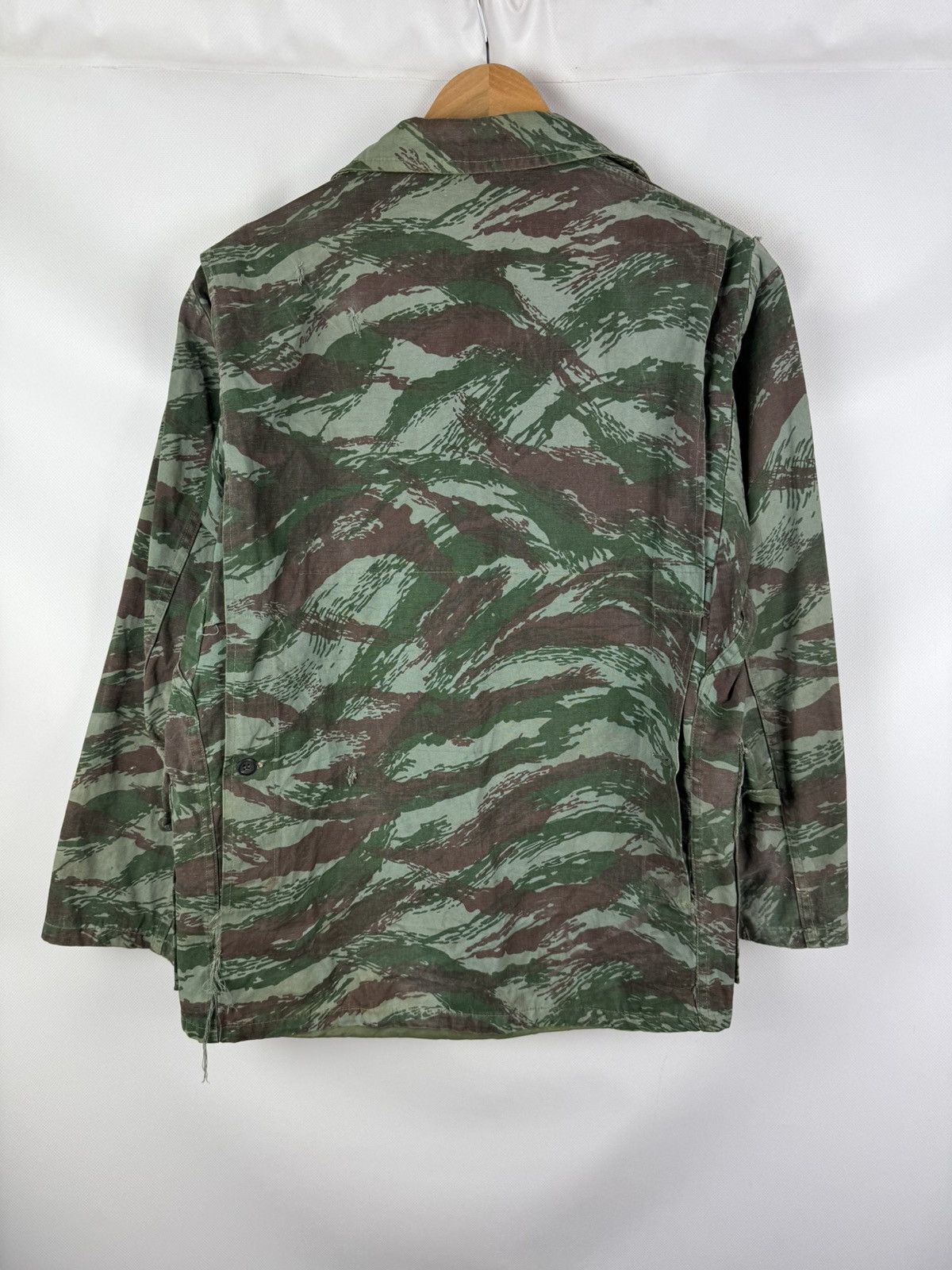 Vintage Vintage Military Hunting French Lizard Camo Full Zip Jacket Size US M / EU 48-50 / 2 - 21 Thumbnail