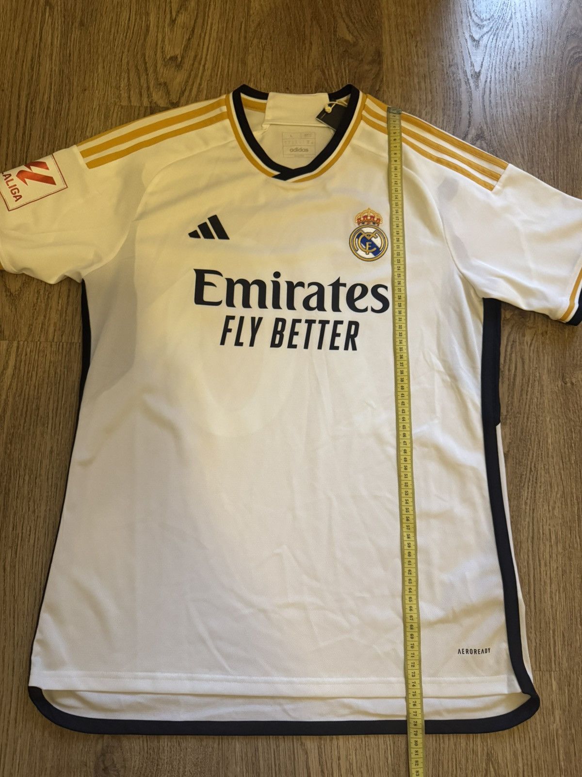 Adidas REAL MADRID CF 2023/2024 HOME FOOTBALL SHIRT SZ L HR3796 Size US L / EU 52-54 / 3 - 1 Thumbnail