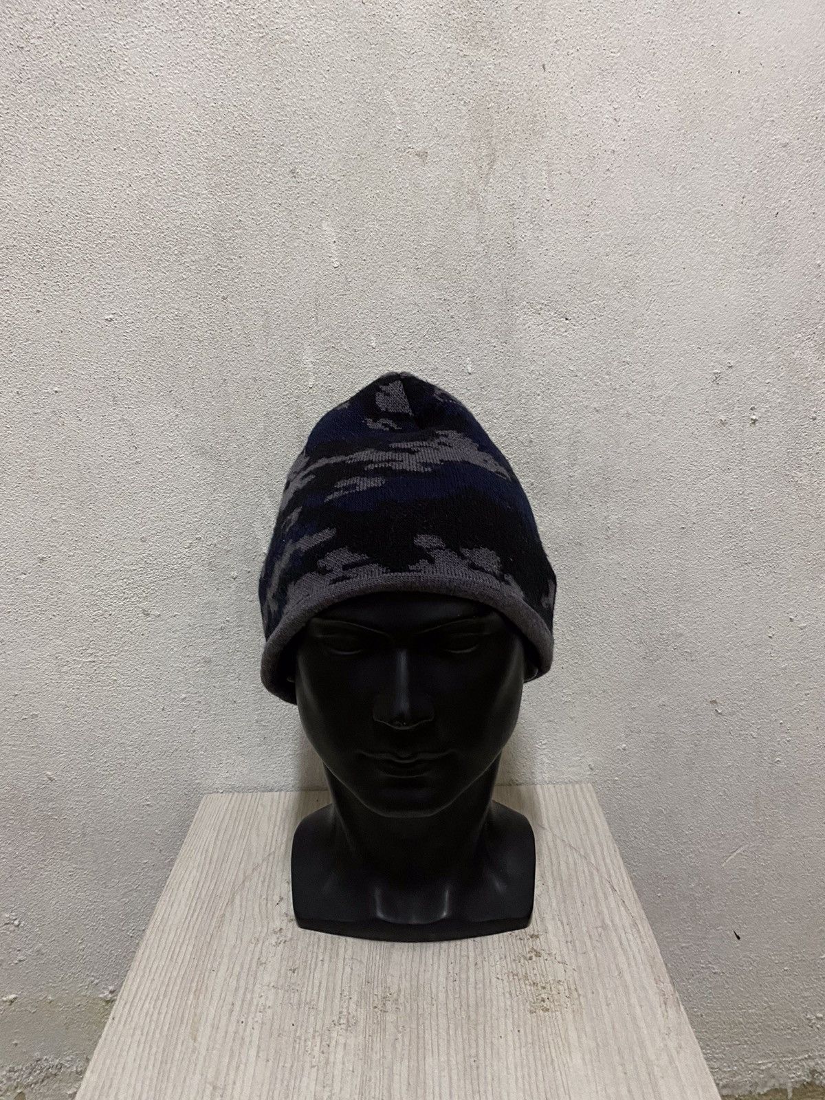 Japanese Brand Japanese Brand Plain Beanie Hat Size ONE SIZE - 2 Thumbnail