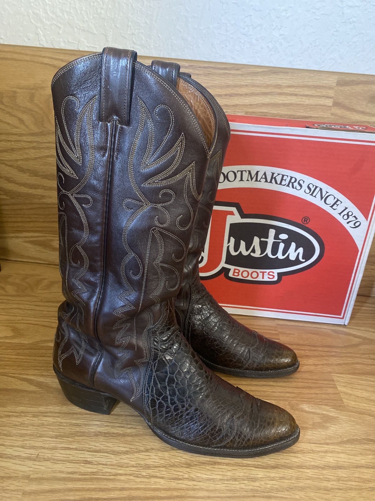 Justin Boots Justin 1979 Cowboy Boots Pre-Ban Brown Sea Turtle Print 9 B Size US 9 / EU 42 - 1 Thumbnail