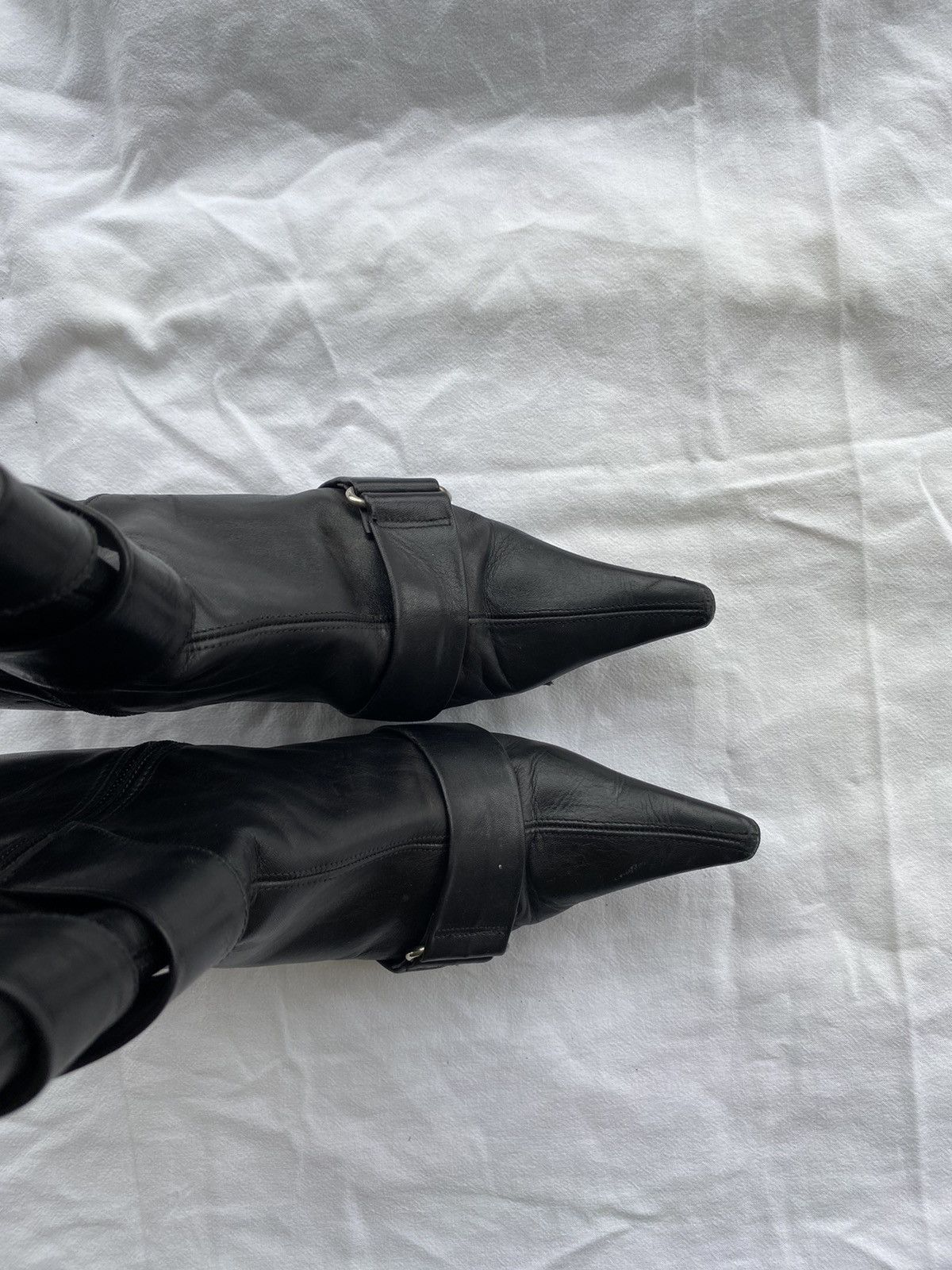 Vintage Vintage black mid-calf pointed-toe heels Size US 5.5 / IT 35.5 - 2 Thumbnail