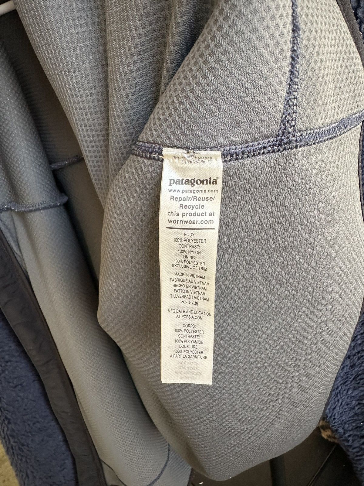 Patagonia Patagonia Retro-X Deep Pile Fleece Jacket Size US L / EU 52-54 / 3 - 3 Thumbnail