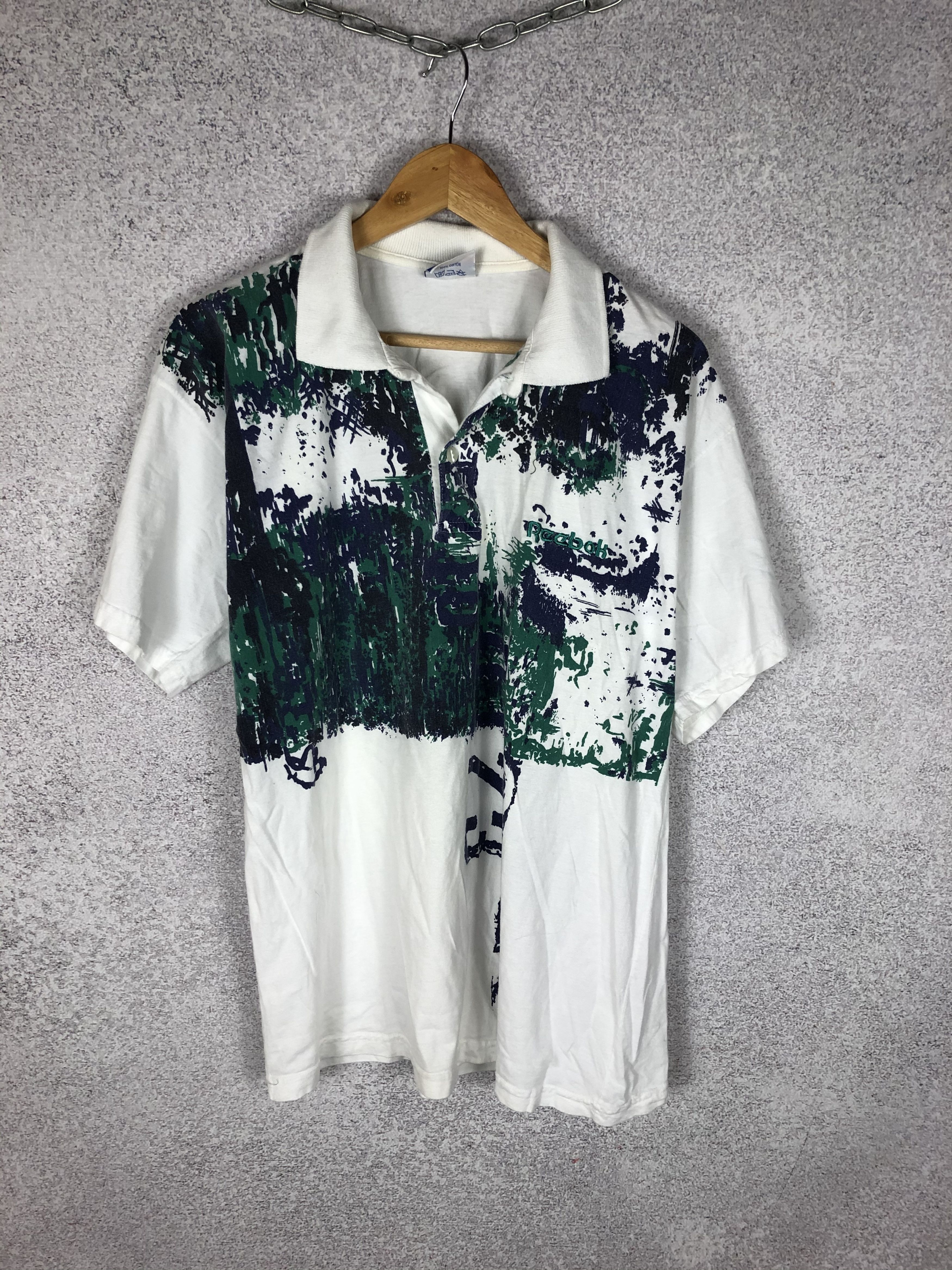 Reebok Vintage Reebok Art Graphic Polo Shirt 80s Tennis Tee Size US L / EU 52-54 / 3 - 1 Thumbnail