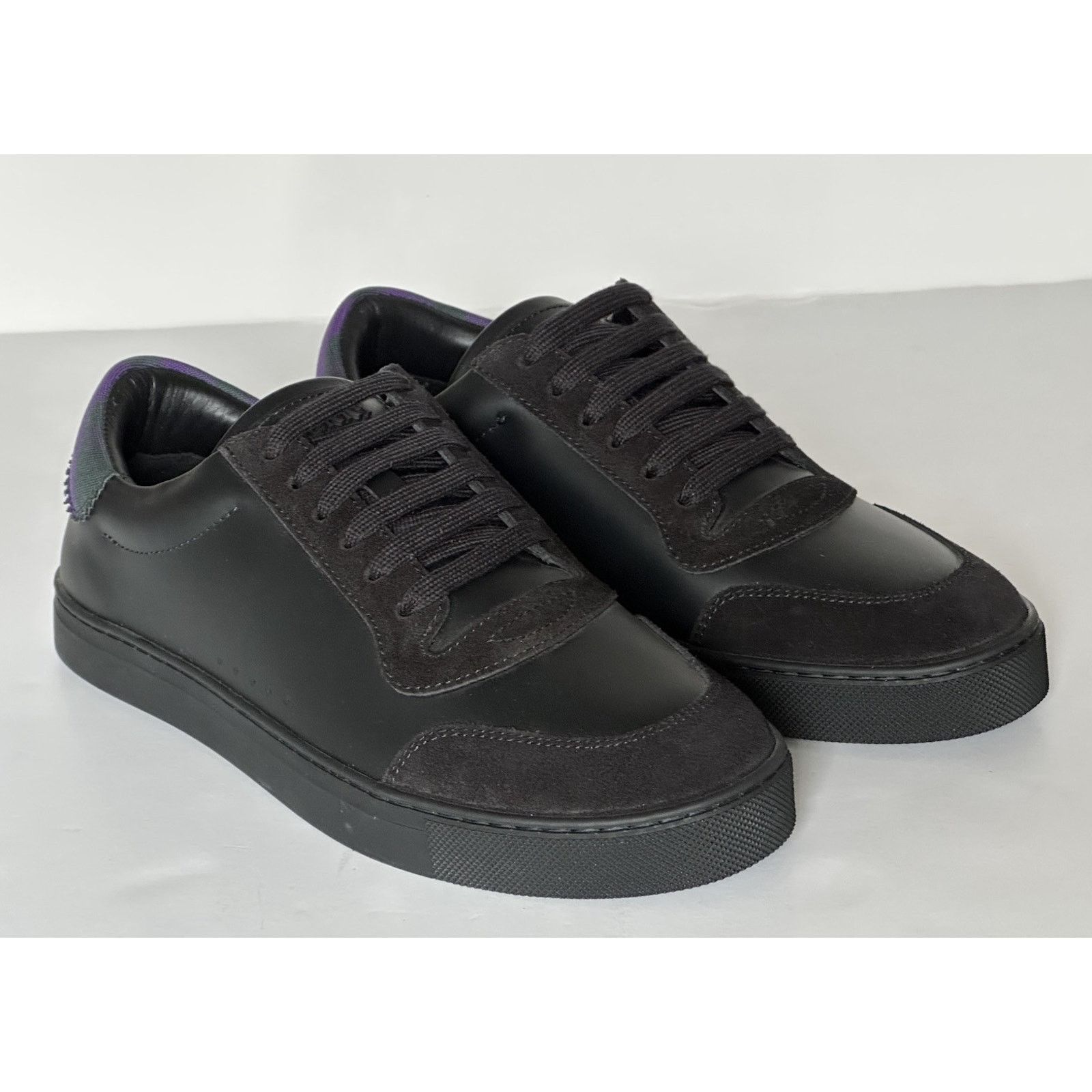 Burberry Burberry Leather Sneakers Black/IP Check 7.5 US 8075375 Size US 7.5 / EU 40-41 - 1 Thumbnail