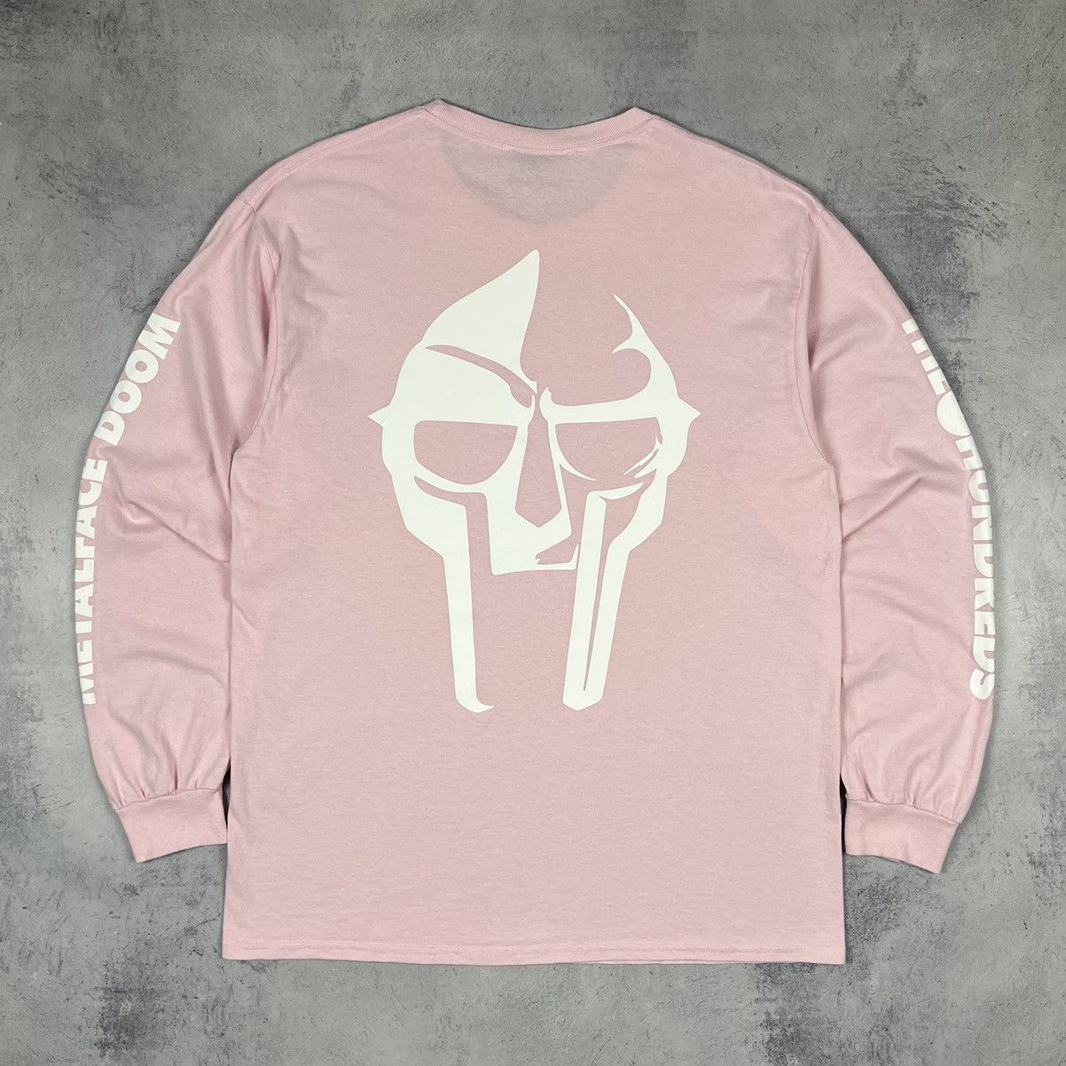 MF Doom × The Hundreds The Hundreds x MF DOOM metalface big logo longsleeve Size US L / EU 52-54 / 3 - 2 Thumbnail