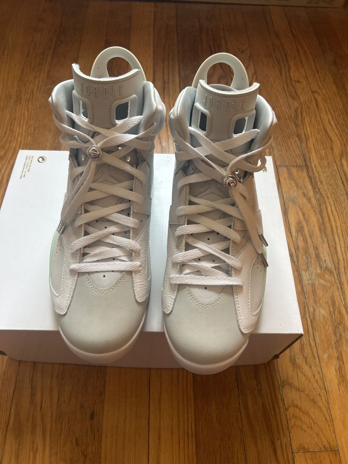 Jordan Brand × Nike Mint foam Jordan 6 Size US 10.5 / EU 43-44 - 4 Thumbnail