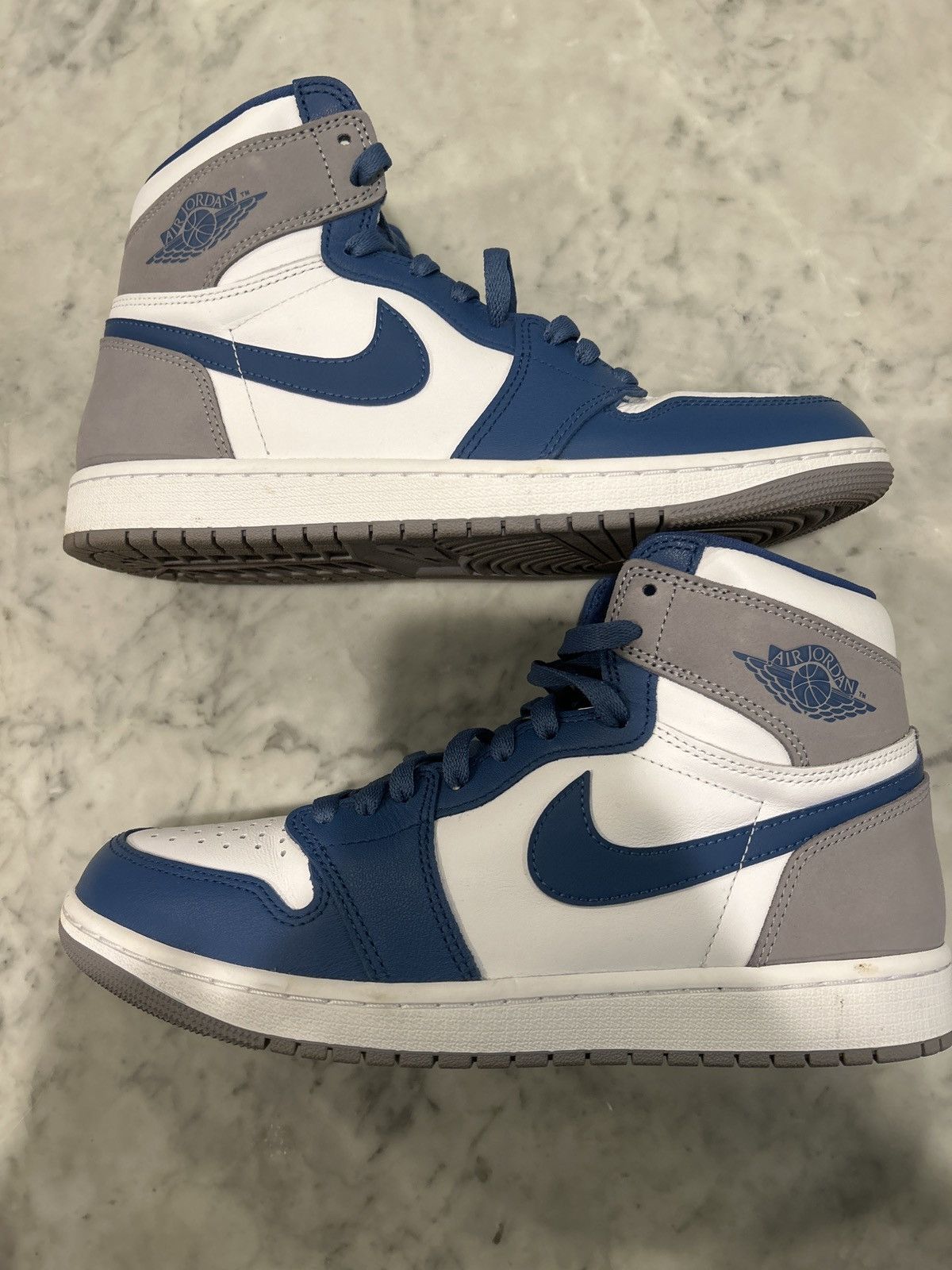 Jordan Brand True Blue Jordan 1 Hightop Size US 10 / EU 43 - 2 Thumbnail