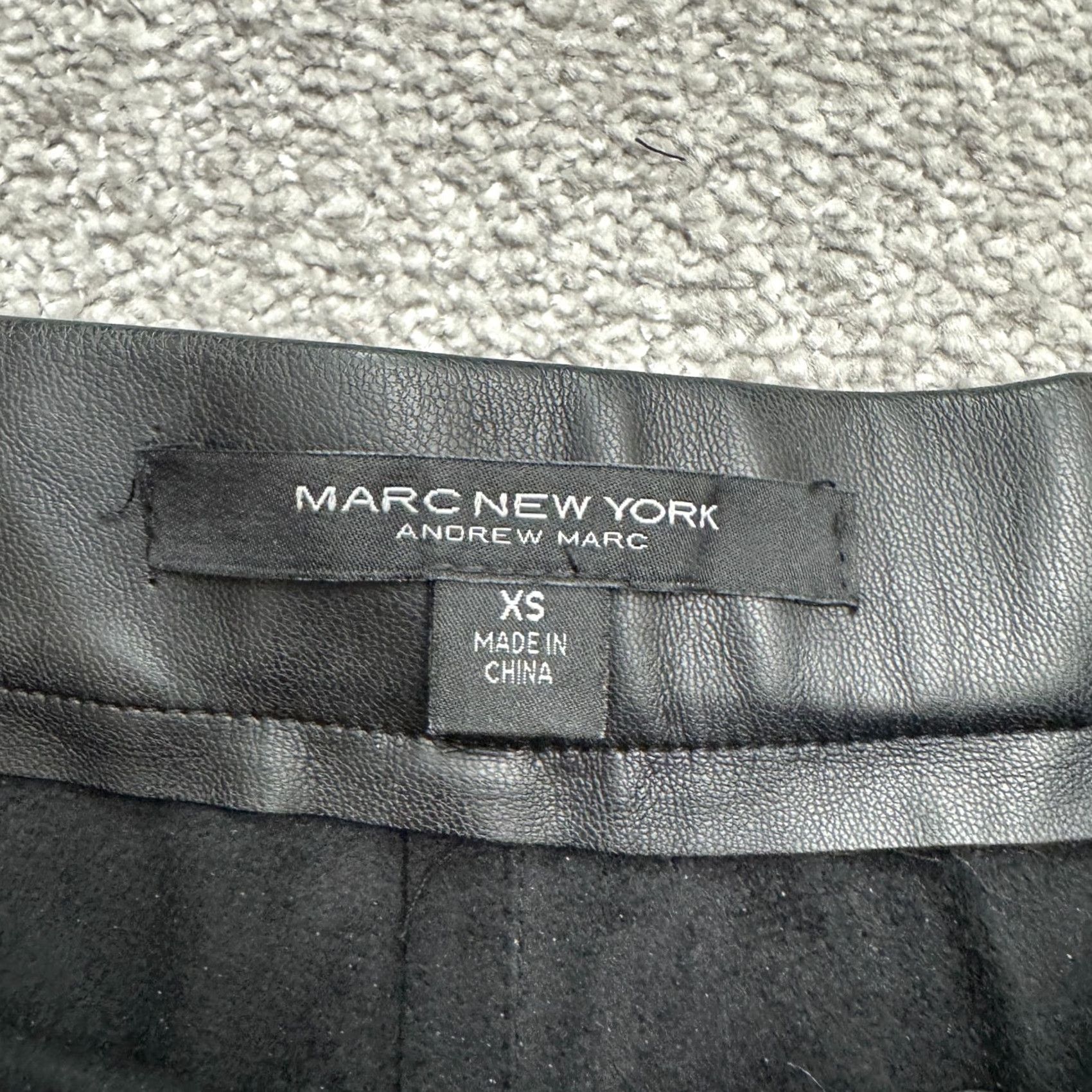 Andrew Marc Marc New York Andrew Marc Faux Leather Straight Leg Trouser Pants Women XS Black Size 26" / US 2 / IT 38 - 6 Thumbnail