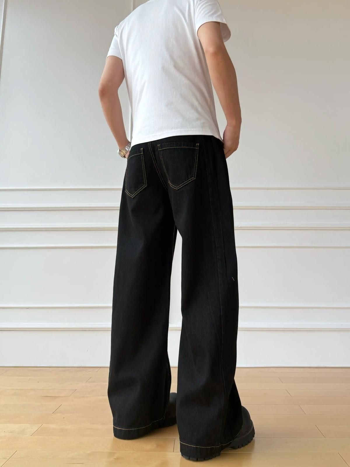 Other Black Wide-Leg Cuffed Jeans Size US 32 / EU 48 - 4 Thumbnail