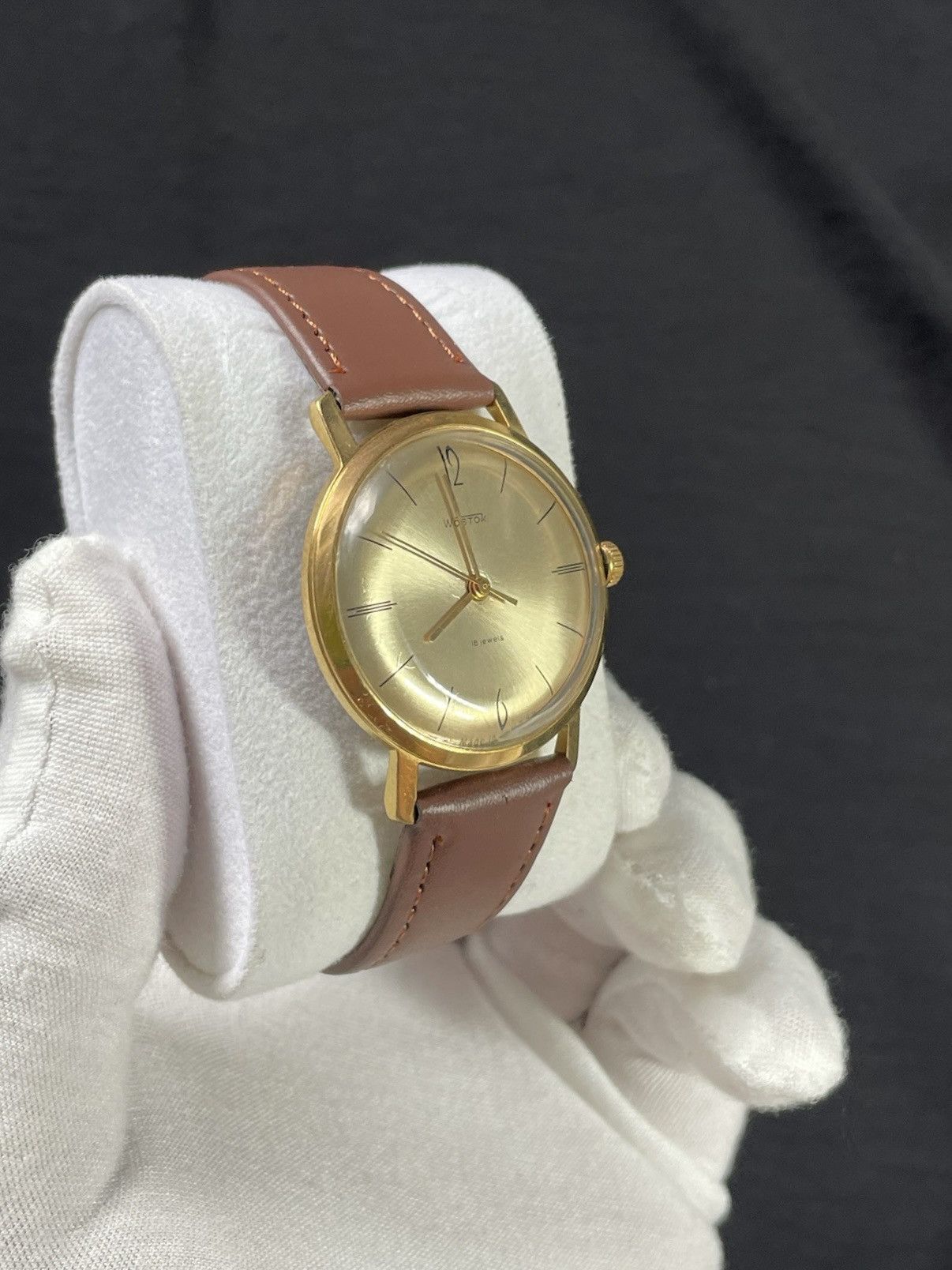 Vintage Vintage Watch Vostok Soviet USSR Mechanical Retro 1970s Size ONE SIZE - 14 Thumbnail