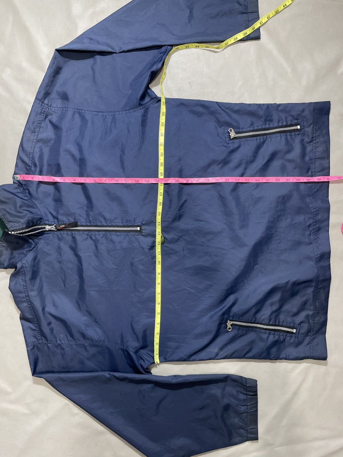 Vintage VINTAGE NIKE CENTER BIG SWOOSH JACKET Size US M / EU 48-50 / 2 - 7 Thumbnail