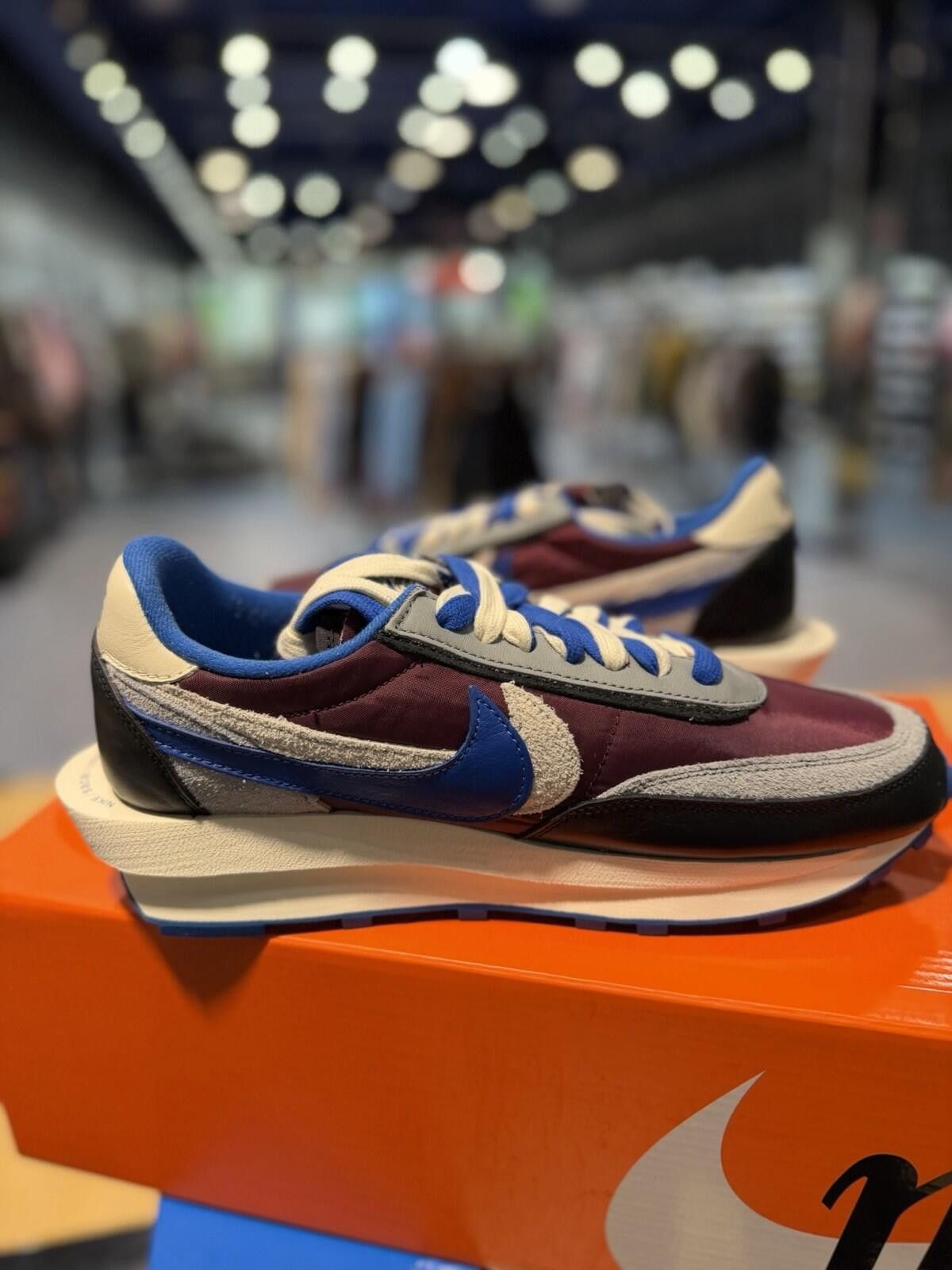 Nike Size 10.5 - Nike sacai x Undercover x LDWaffle Night Size US 10.5 / EU 43-44 - 5 Thumbnail