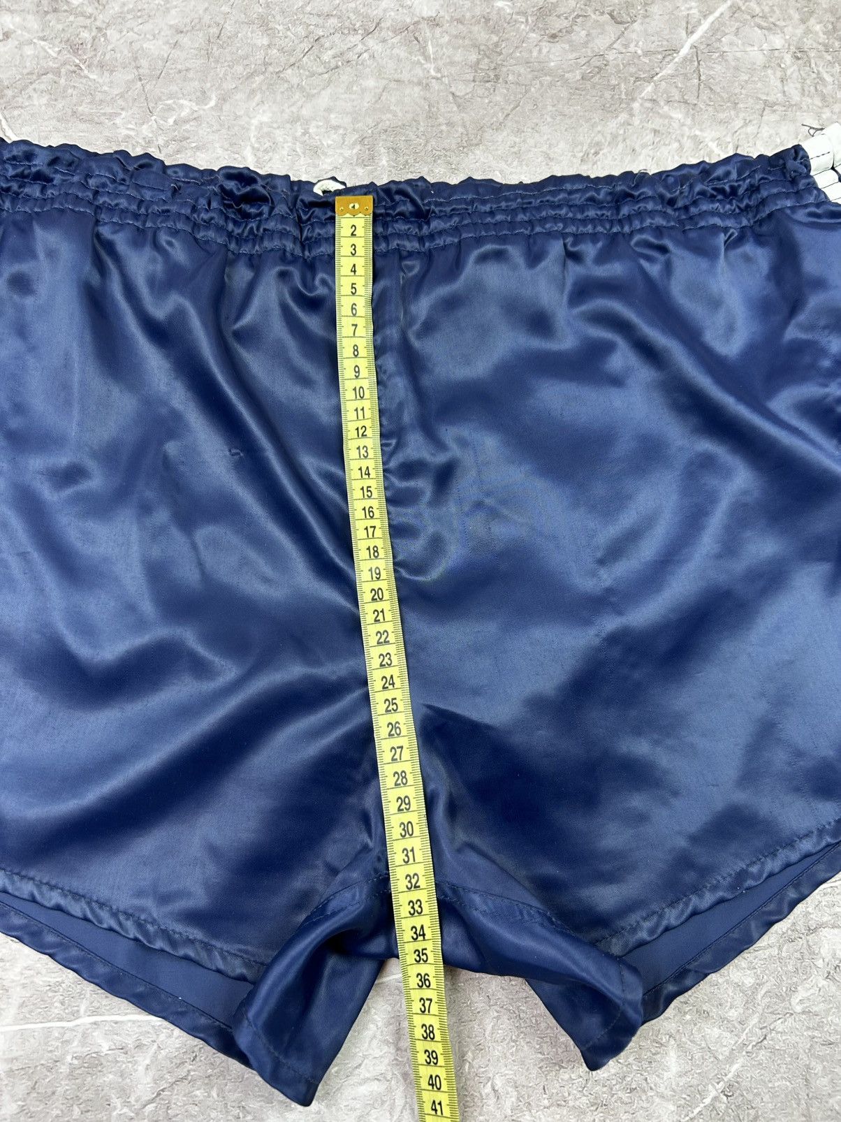 Adidas Adidas vintage shorts made in west Germany Size US 36 / EU 52 - 21 Thumbnail