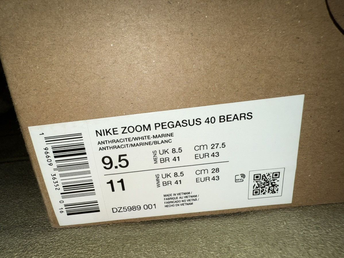 Nike Nike Air Zoom Pegasus 40 NFL “Chicago Bears” New in Box! 9.5 Size US 9.5 / EU 42-43 - 6 Thumbnail
