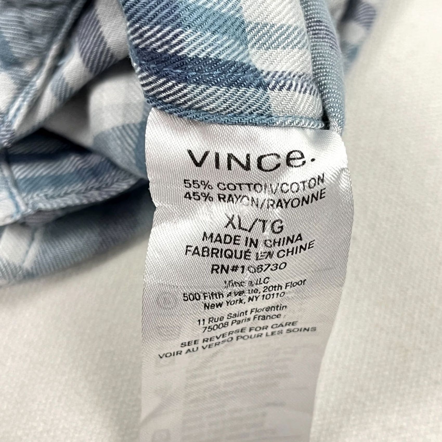 Vince Vince Shirt Mens XL Blue Gray Plaid Cotton Rayon Casual Button-Up Short Sleeve Size US XL / EU 56 / 4 - 6 Thumbnail
