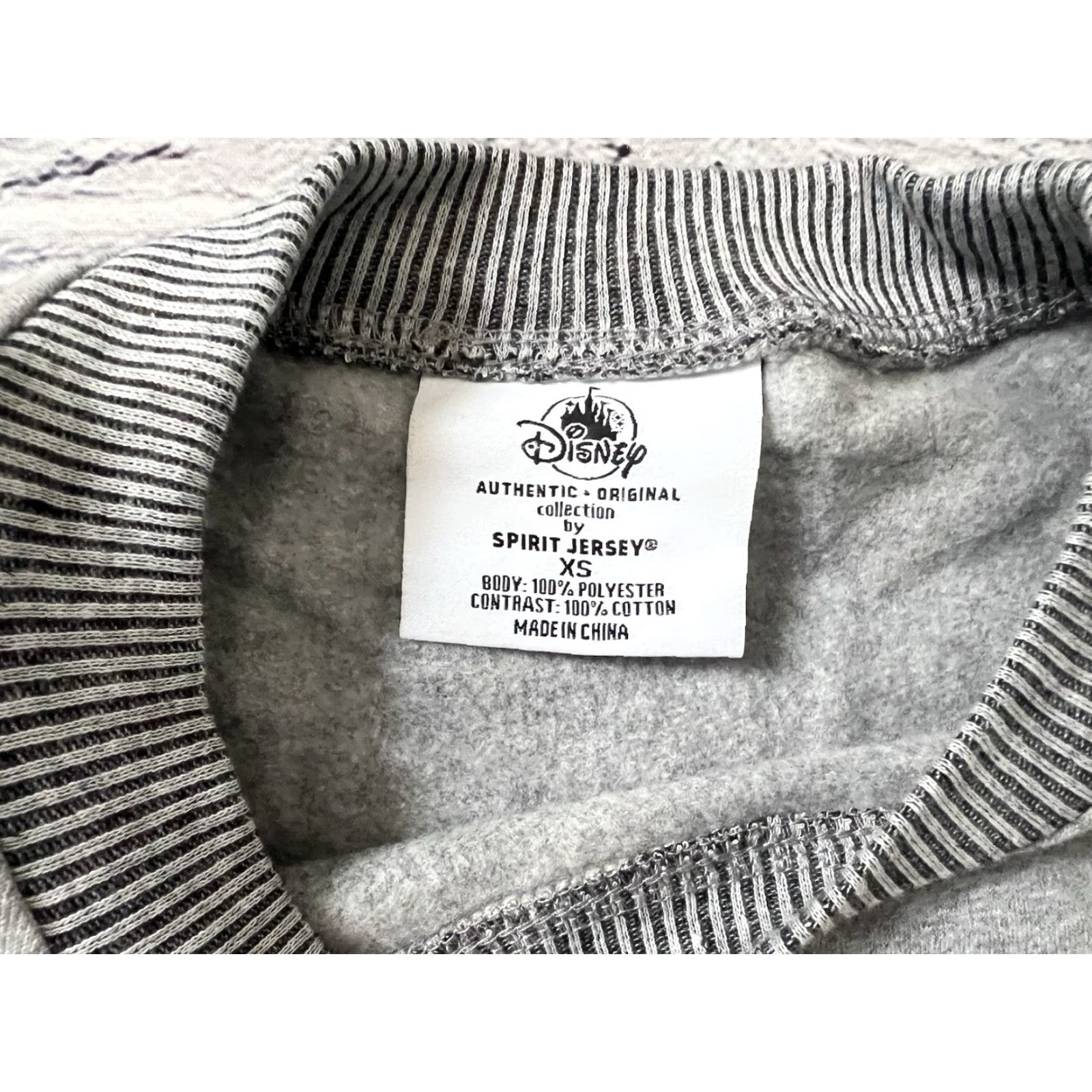Disney Disneyland Resort Logo Puff Sherpa Fleece Spirit Jersey Disney Parks XS EUC Women Sweatshirt Colorblock Beige Cardigan? Size XS / US 0-2 / IT 36-38 - 6 Thumbnail