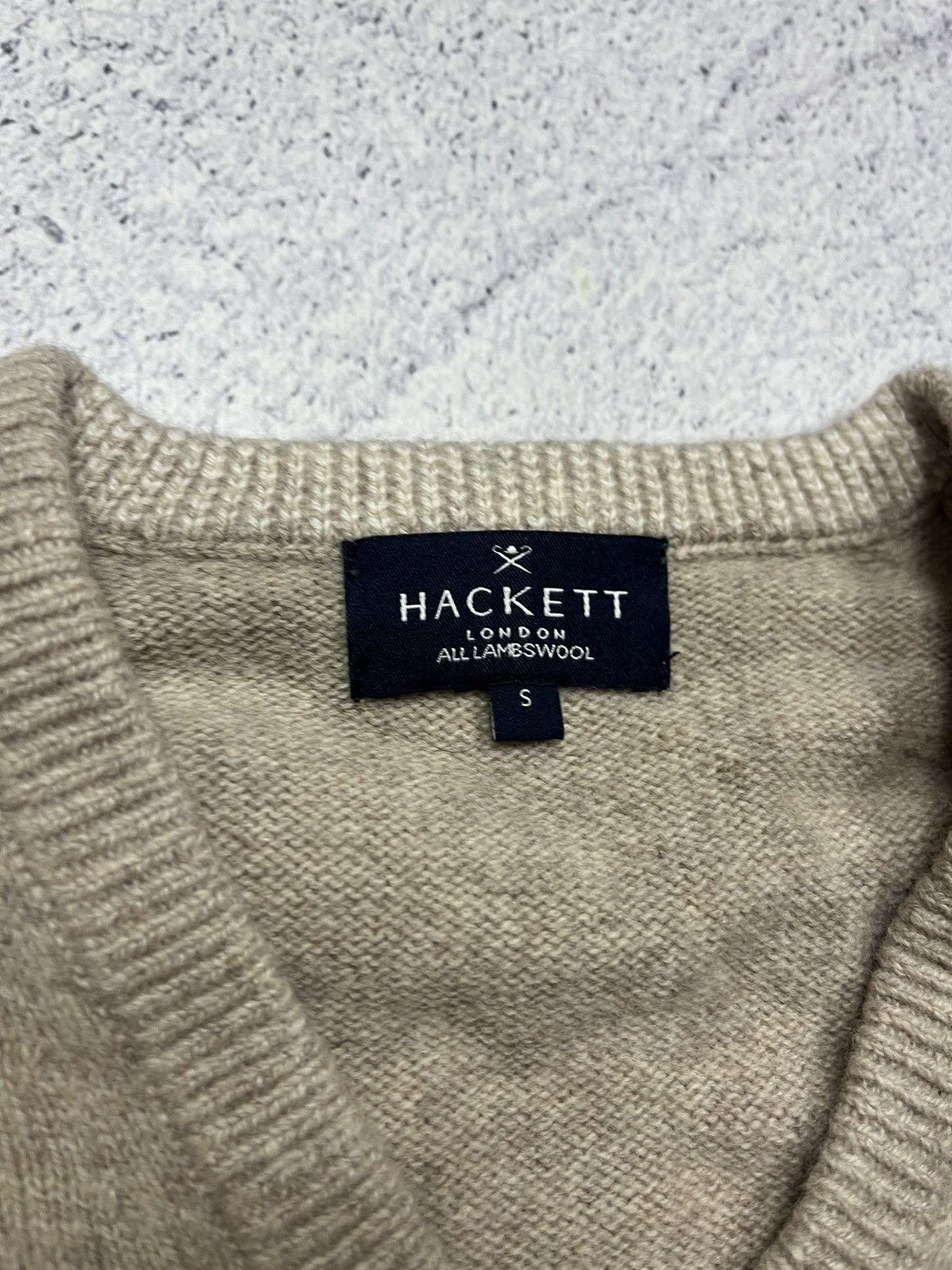 Hackett Hackett Merino Lambswool V Neck Sweater Beige Luxury Size US S / EU 44-46 / 1 - 6 Thumbnail