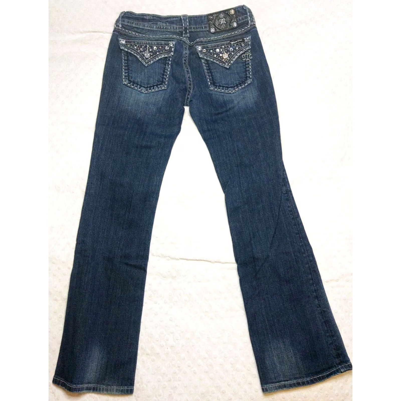 Miss Me Miss Me Jeans Bootcut 5-Pocket Denim Women 29 Medium Wash Blue Embroidered Pockets Stretch Relaxed Regular Size 30x31 Mens Womens Boys Girls Size 29" - 7 Thumbnail