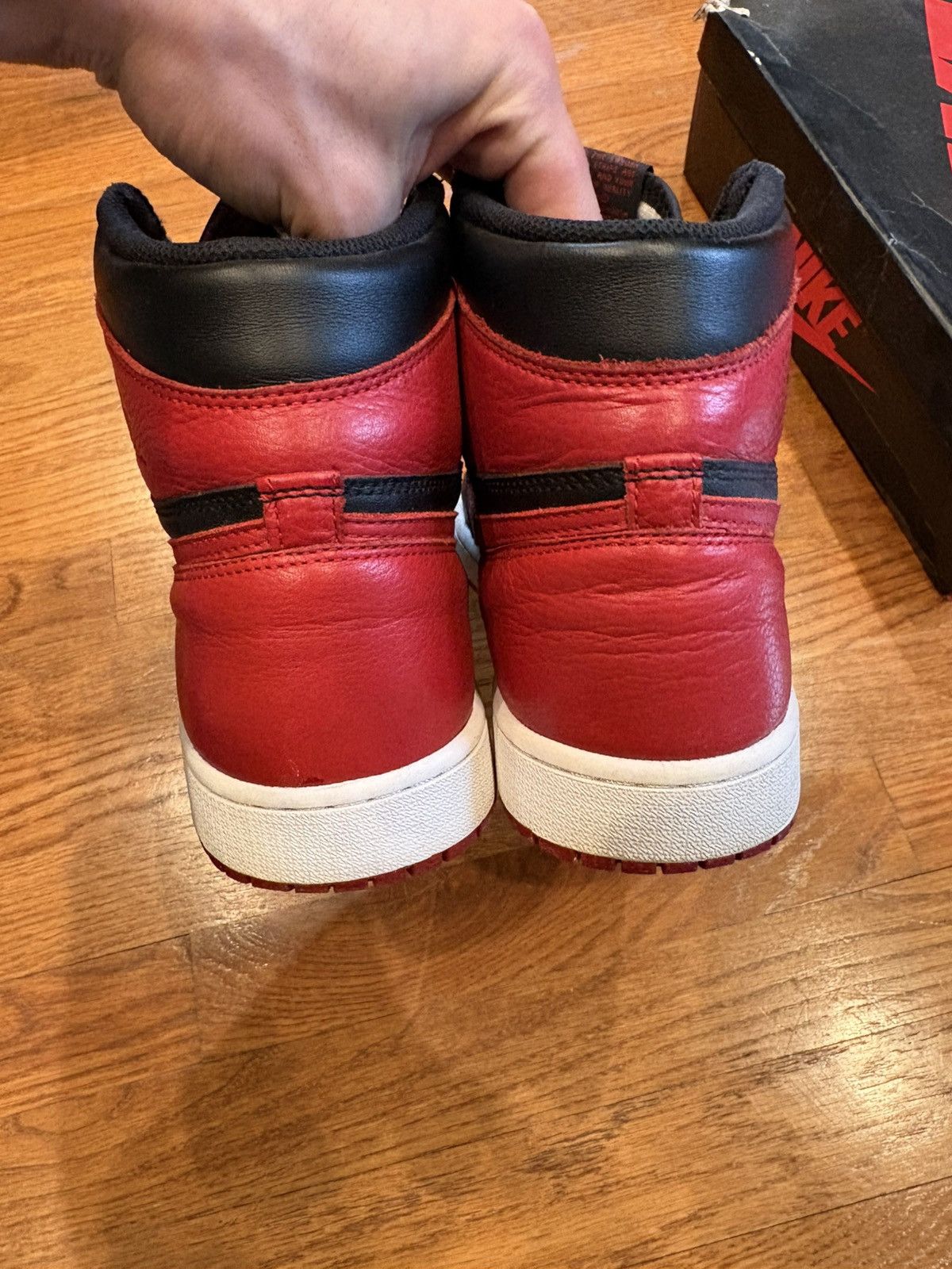 Nike Jordan 1 Banned/Bred 2016 Size US 12 / EU 45 - 10 Thumbnail