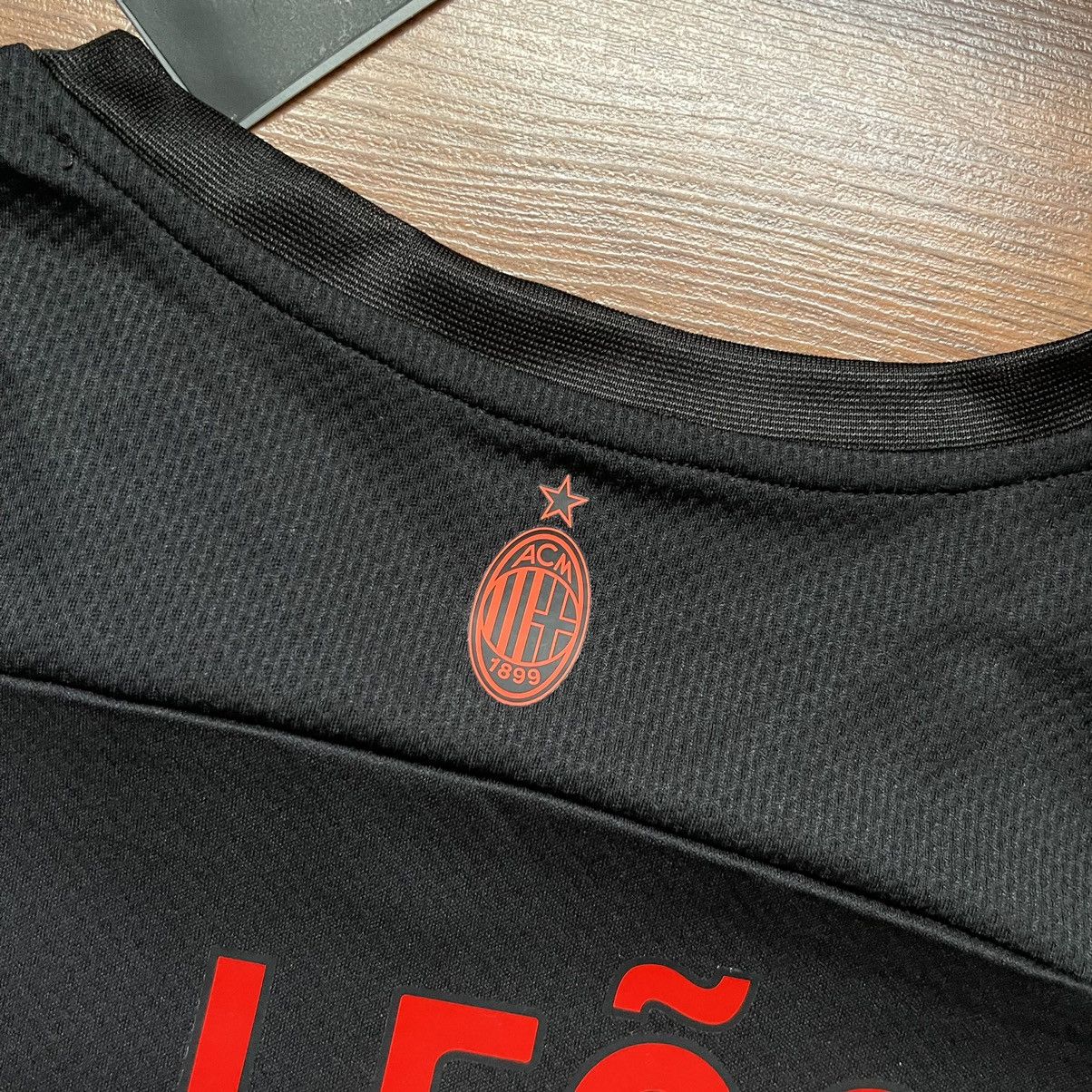 Puma × Vintage NWT AC MILAN PUMA 2021/2022 FOOTBALL THIRD JERSEY #17 LEAO Size US L / EU 52-54 / 3 - 19 Thumbnail