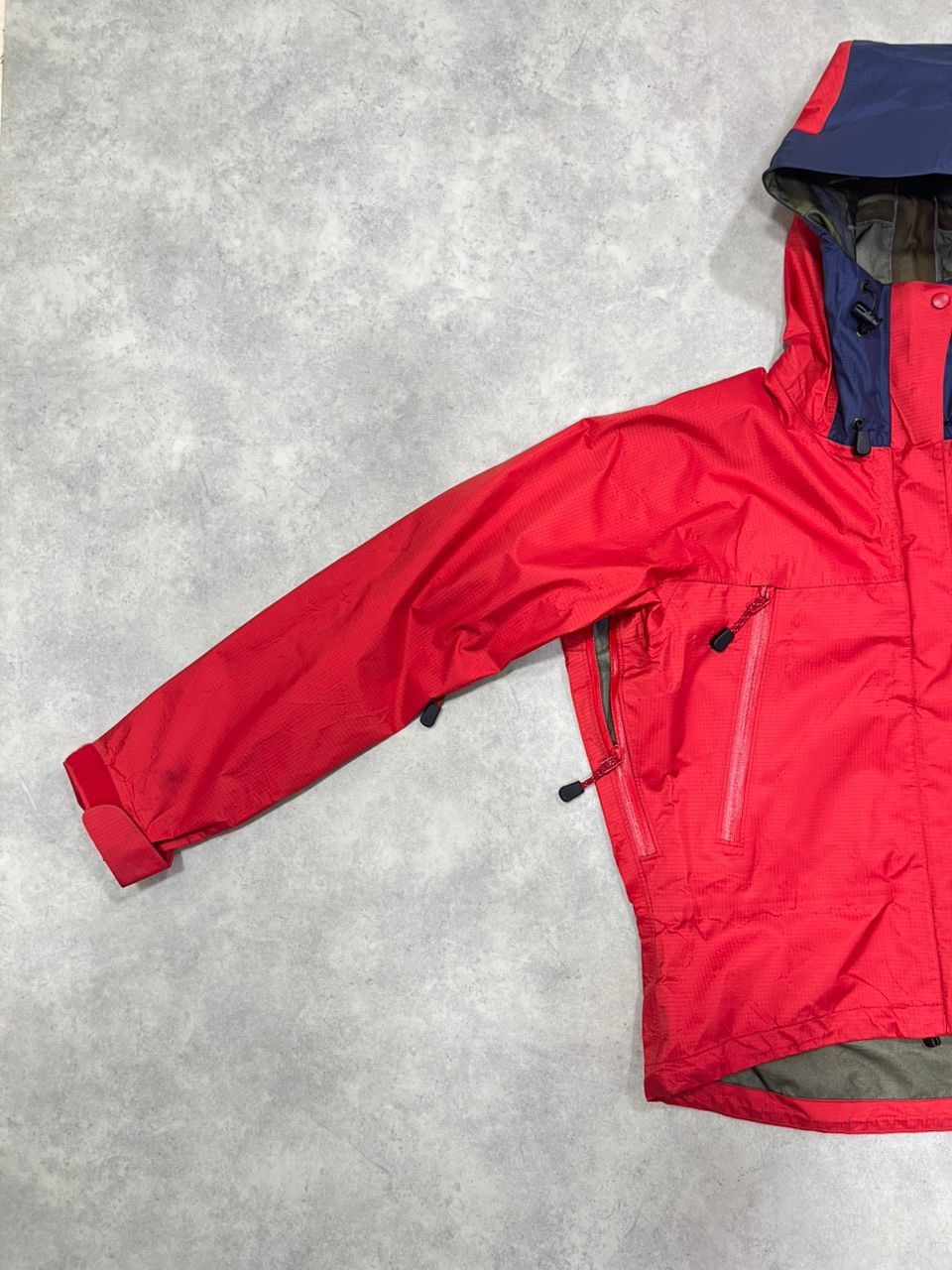Arc'teryx Arcteryx vintage Beta LT Jacket First Generation (Gold Logo) Size XS / US 0-2 / IT 36-38 - 2 Thumbnail