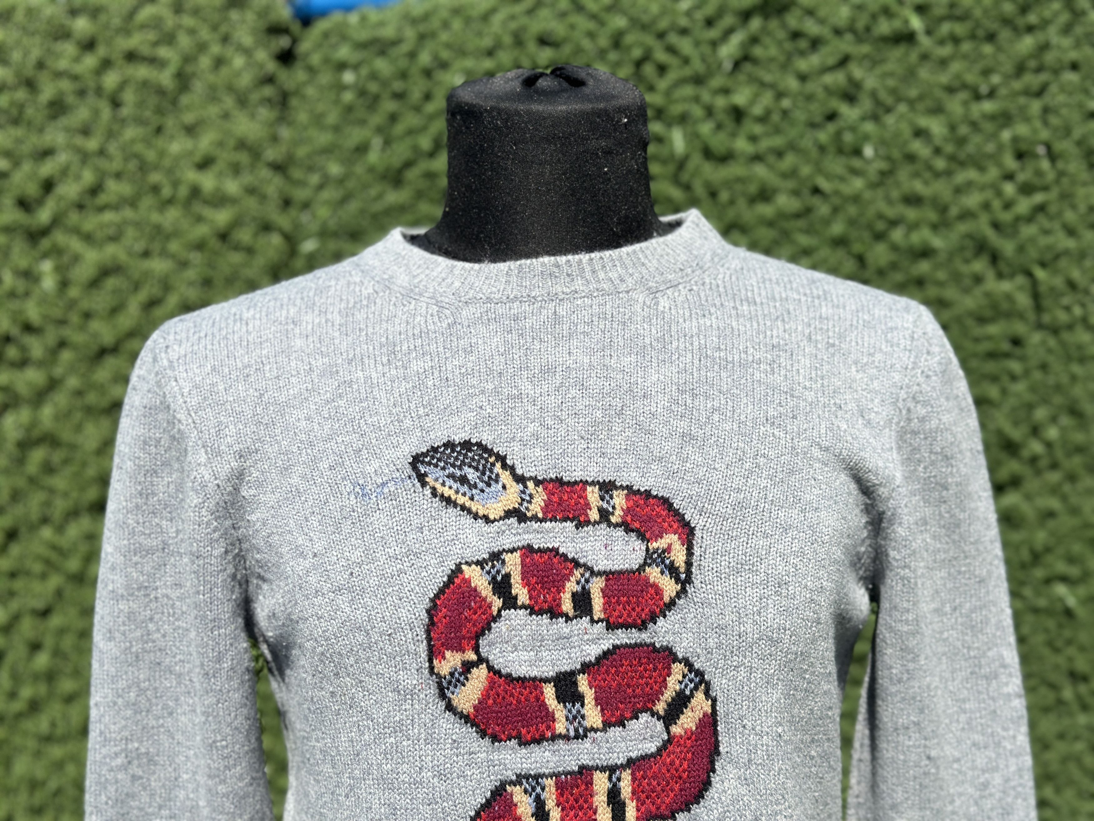 Gucci Luxury Gucci Knit Snake Sweater Crew Neck Size M Size US M / EU 48-50 / 2 - 14 Thumbnail