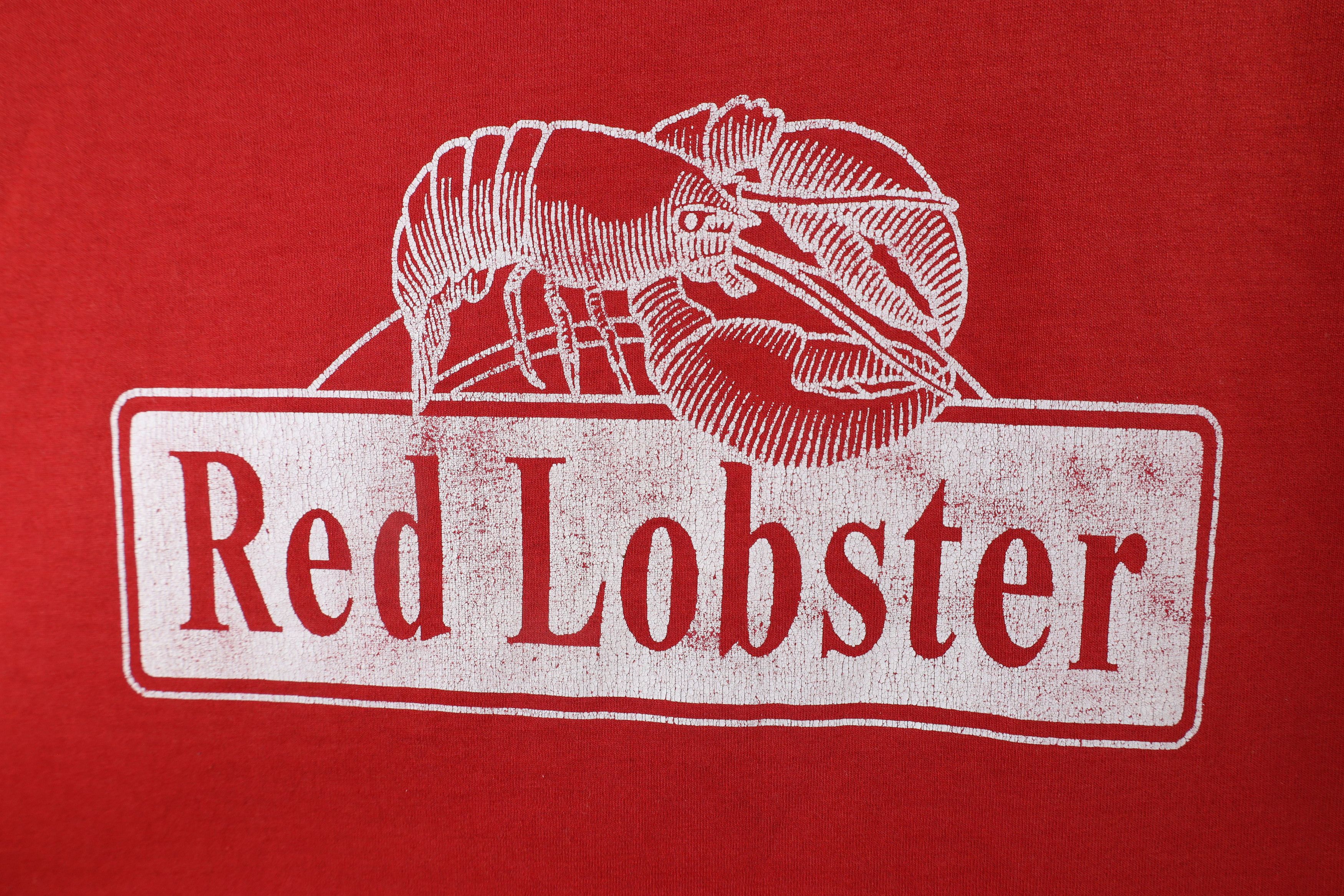 Vintage Vintage 90s Spell Out Red Lobster Restaurant T-Shirt Red Size US XL / EU 56 / 4 - 7 Thumbnail