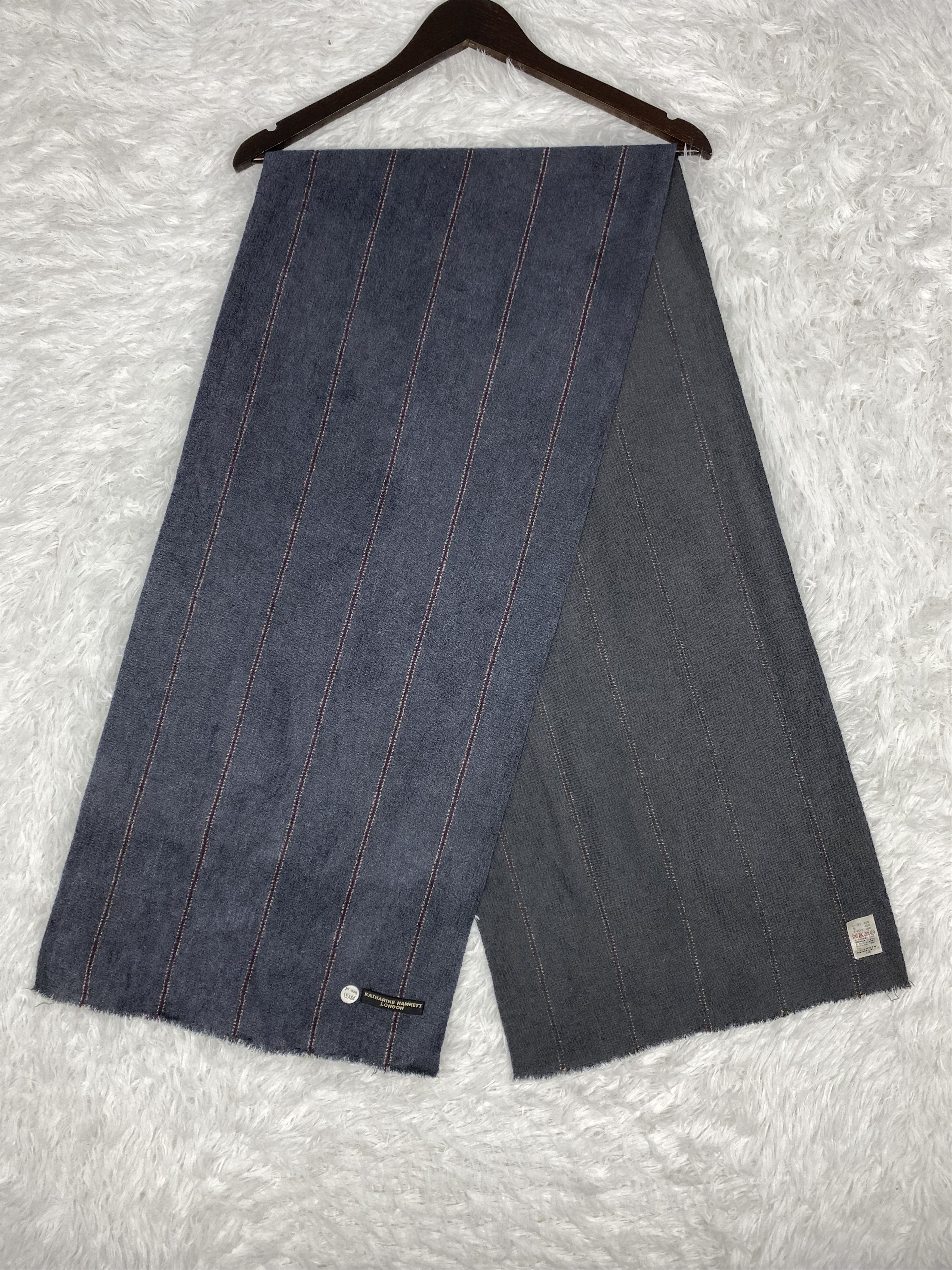 Katharine Hamnett London Vintage Katharine Hamnett Scarf / Muffler Neckwear PM0109 Size ONE SIZE - 1 Thumbnail