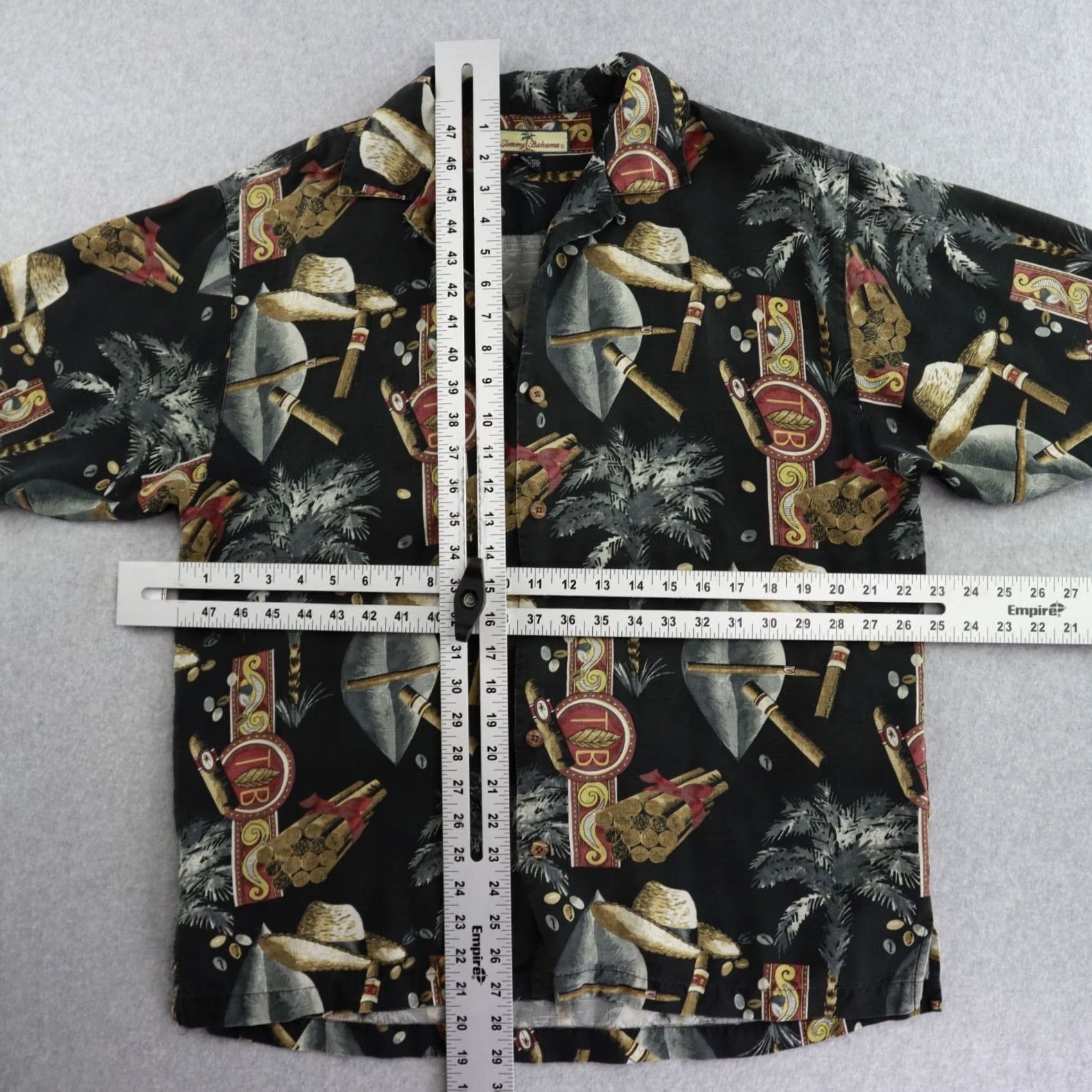 Tommy Bahama Tommy Bahama Shirt Medium Black Silk Cigar Print Hawaiian Aloha Button-Up Short Sleeve Mens Size US M / EU 48-50 / 2 - 2 Thumbnail