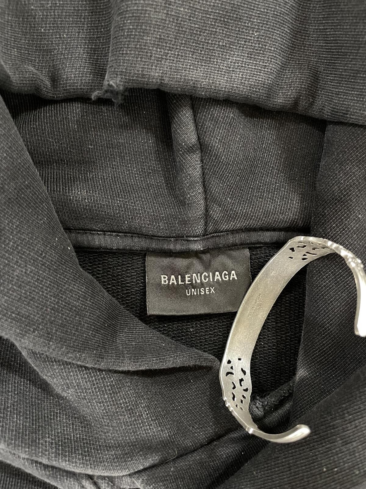 Balenciaga Balenciaga "Be Differet" apple hoodie Size US L / EU 52-54 / 3 - 3 Thumbnail