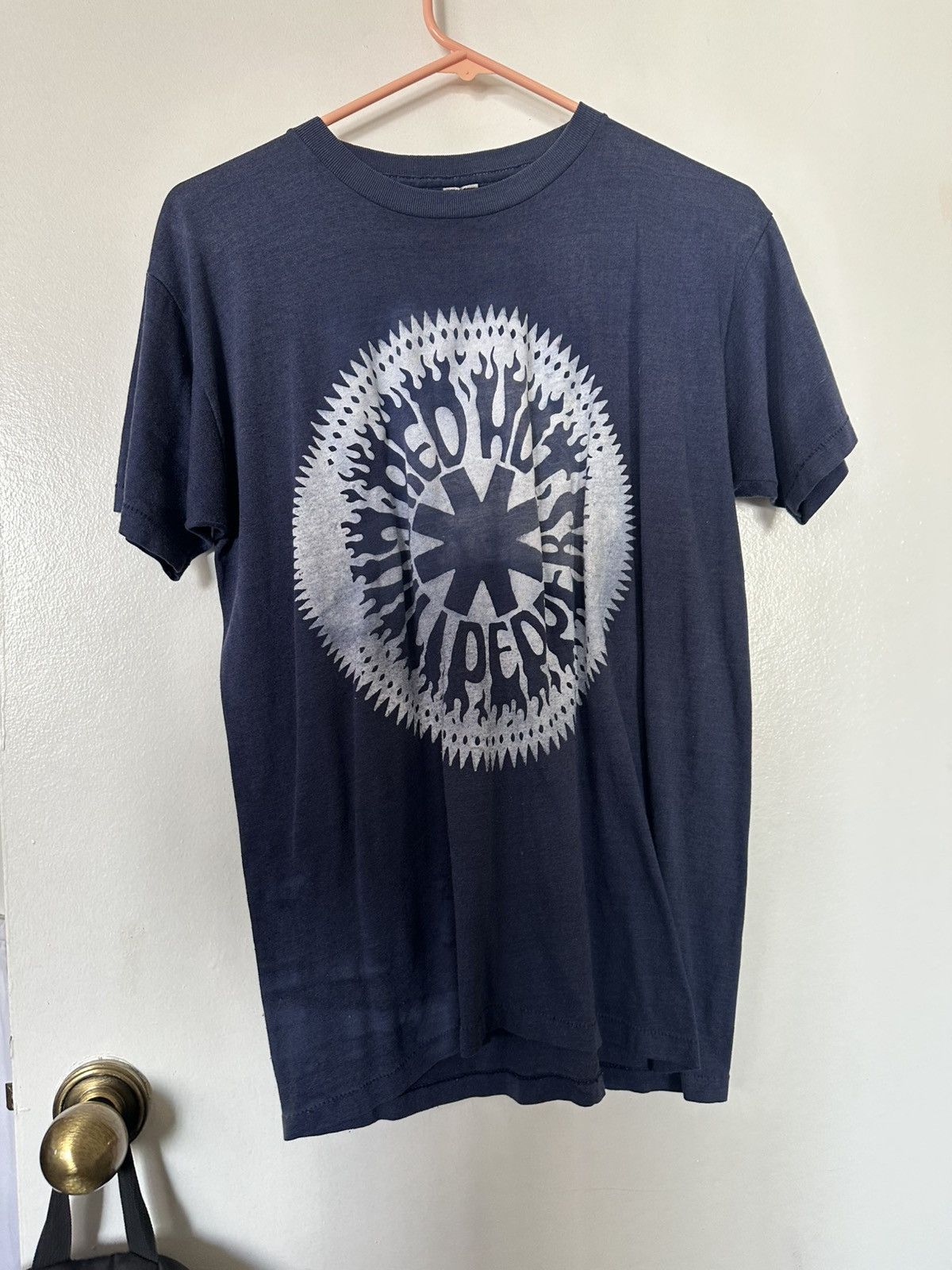 Vintage Red hot chili peppers t shirt single stitch Size US M / EU 48-50 / 2 - 1 Thumbnail