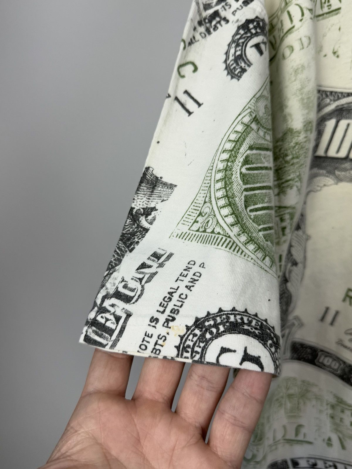 Rap Tees × Vintage Vintage 90s 100 Dollar Bill Benjamin Money Overprint Tshirt Size US L / EU 52-54 / 3 - 6 Thumbnail