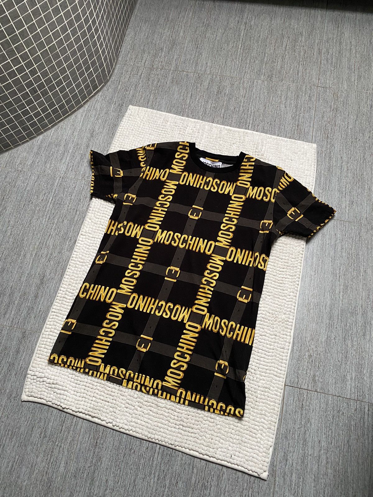Moschino Moschino Lapped Belt T-Shirt Couture! Milano tee y2k gold Size US S / EU 44-46 / 1 - 11 Thumbnail