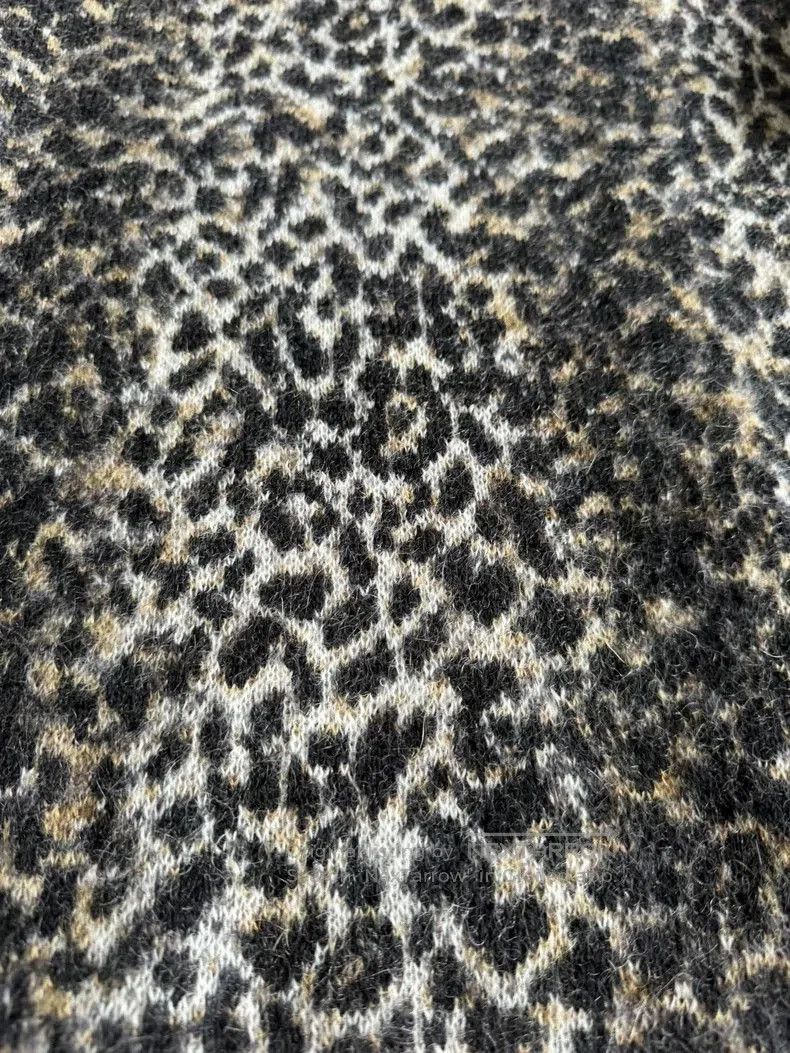 Saint Laurent Paris Saint Laurent Paris Cat leopard print sweater. Size US M / EU 48-50 / 2 - 2 Thumbnail