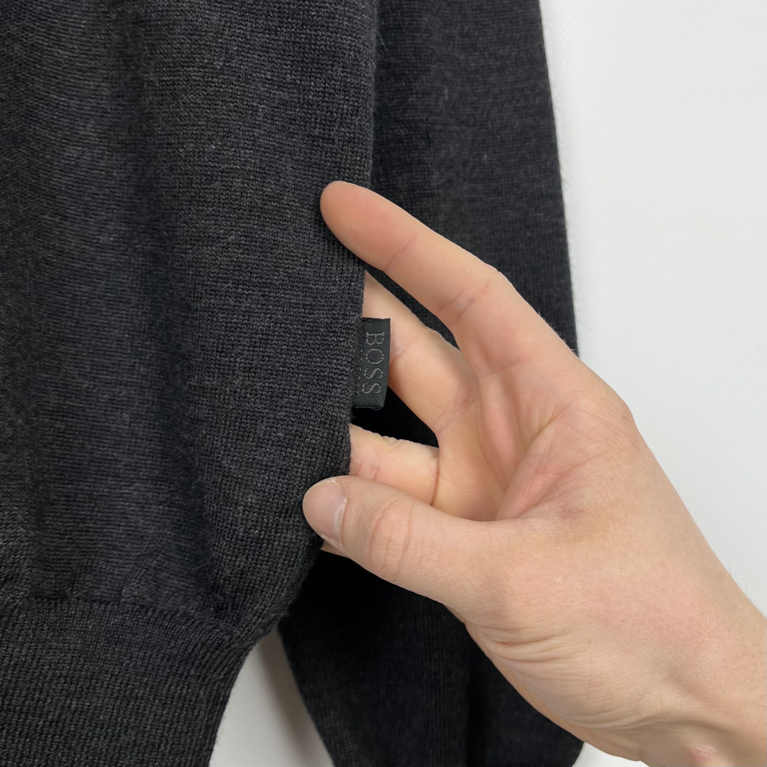 Hugo Boss Hugo Boss Merino Wool Crewneck Sweater Size US M / EU 48-50 / 2 - 9 Thumbnail