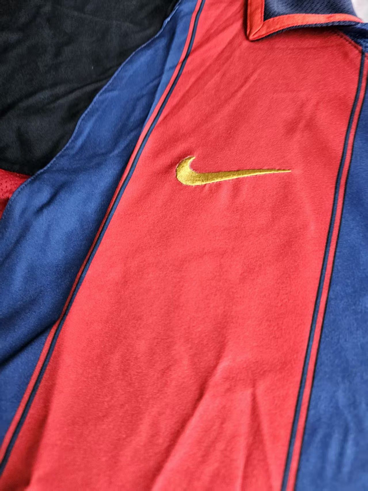 Other 2003 2004 Barcelona Jersey Size US XXL / EU 58 / 5 - 3 Thumbnail