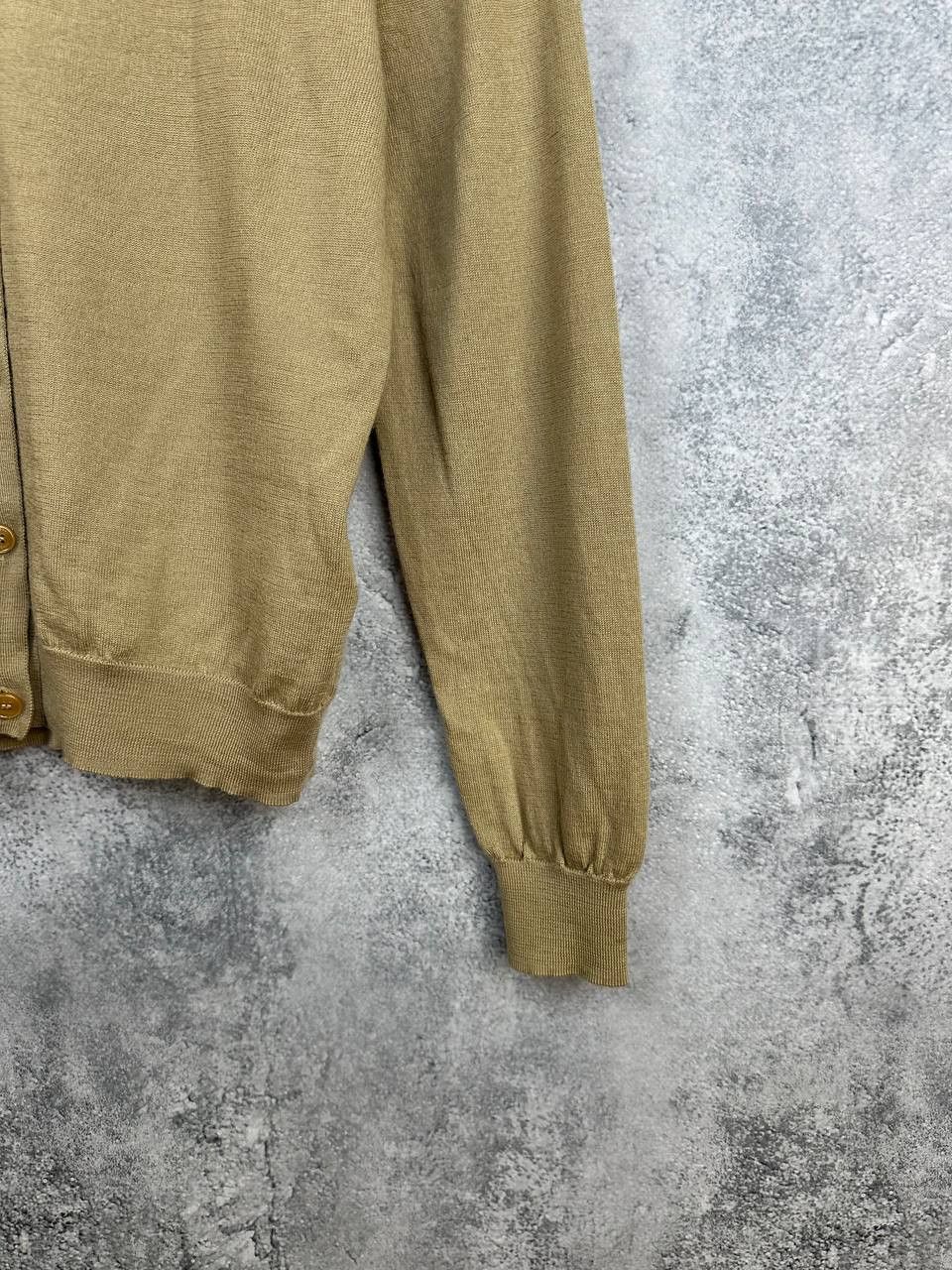 Burberry Burberry Uniform Crew Neck Wool Cardigan Sweater Beige LS Size S / US 4 / IT 40 - 8 Thumbnail