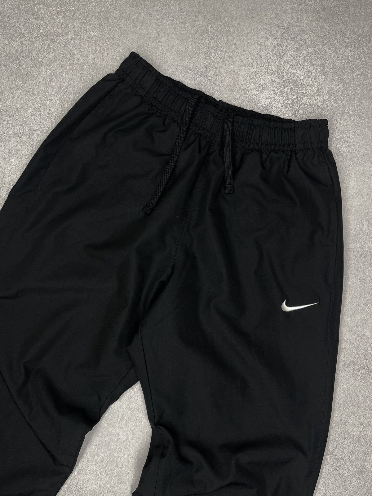 Nike Vintage Nike Nylon Sweatpants Black Drill Y2K TECH ACG Size US 30 / EU 46 - 3 Thumbnail