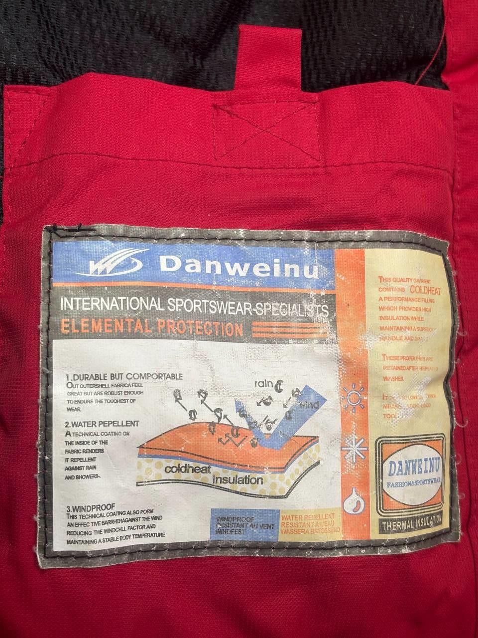 Vintage Danweinu Red Technical Ski Jacket Gorpcore Aesthetic Size US L / EU 52-54 / 3 - 15 Thumbnail