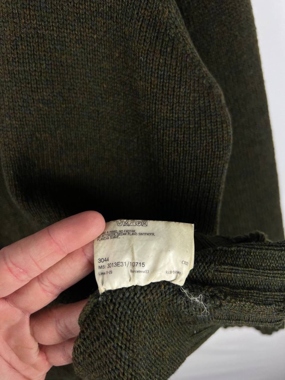 Other Thomas Burberry vintage wool sweater size L Size US L / EU 52-54 / 3 - 5 Thumbnail
