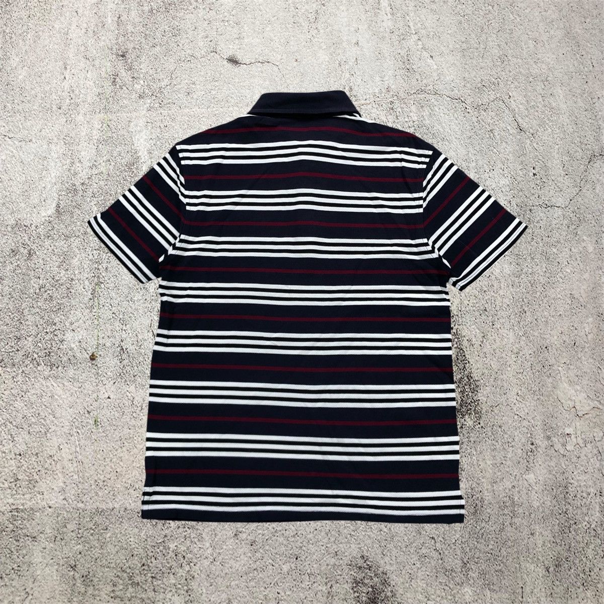 Burberry Vintage Burberry Black Label Polo T-shirt Stripe Luxury Size US S / EU 44-46 / 1 - 6 Thumbnail