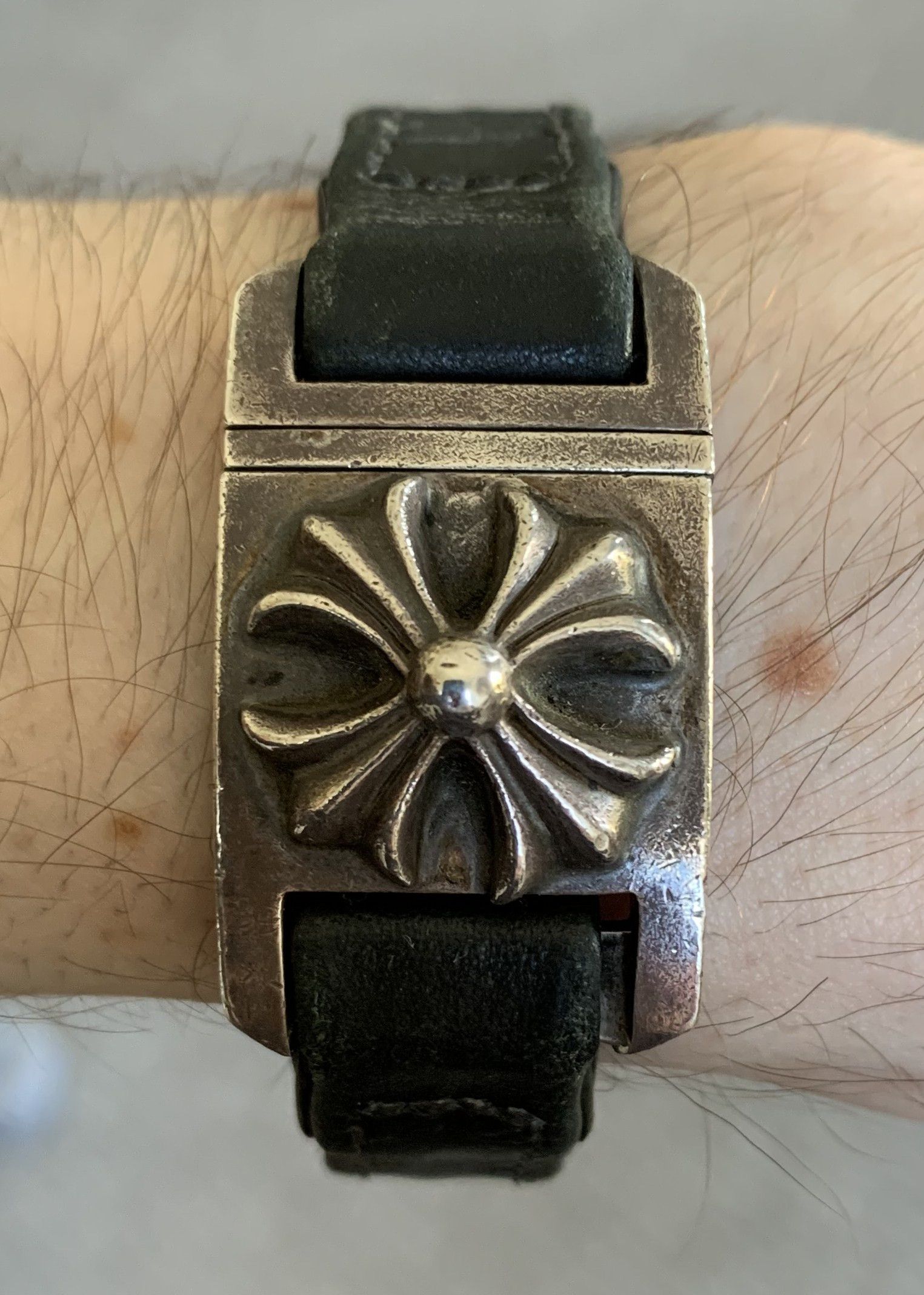 Chrome Hearts Chrome Hearts Leather Silver Cross Bracelet Size ONE SIZE - 12 Thumbnail