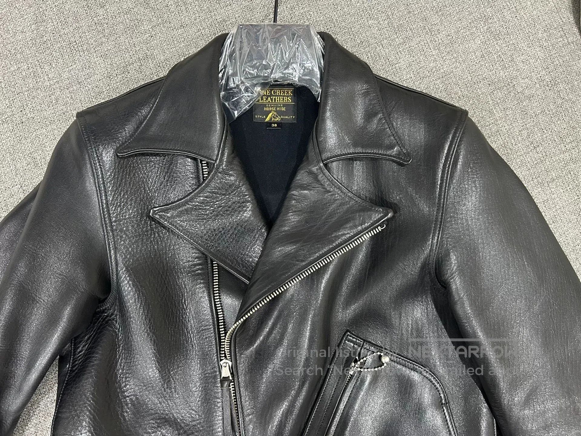 Fine Creek fine creek leather thick motorcycle jacket. Size US M / EU 48-50 / 2 - 3 Thumbnail