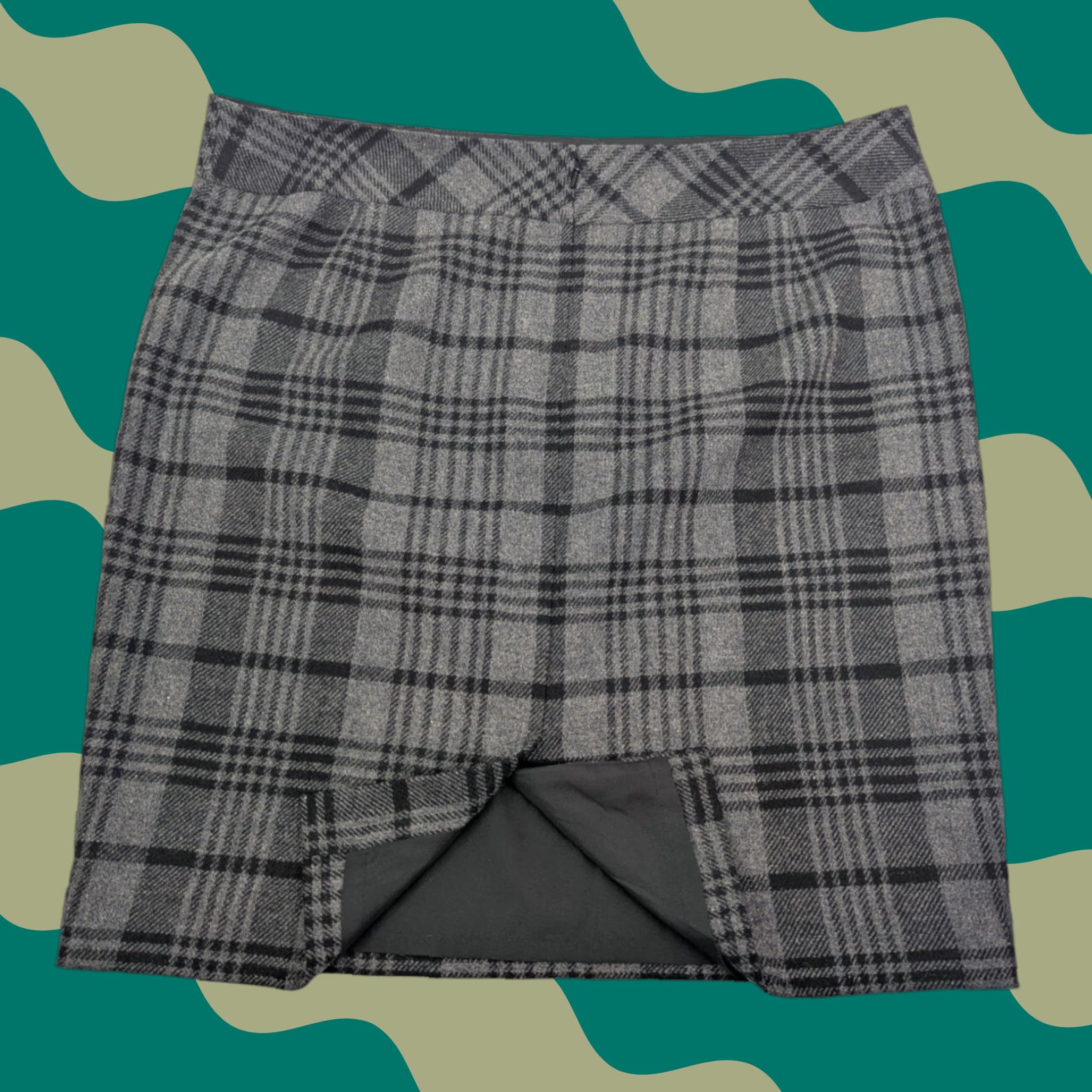 Loft LOFT Ann Taylor Size 18 Pencil Straight Skirt Gray Tartan Wool Blend Woman's Knee Length Zipper Front Lined Check Pattern Dry Clean Only Vintage: No Size 40" / US 18 - 1 Thumbnail