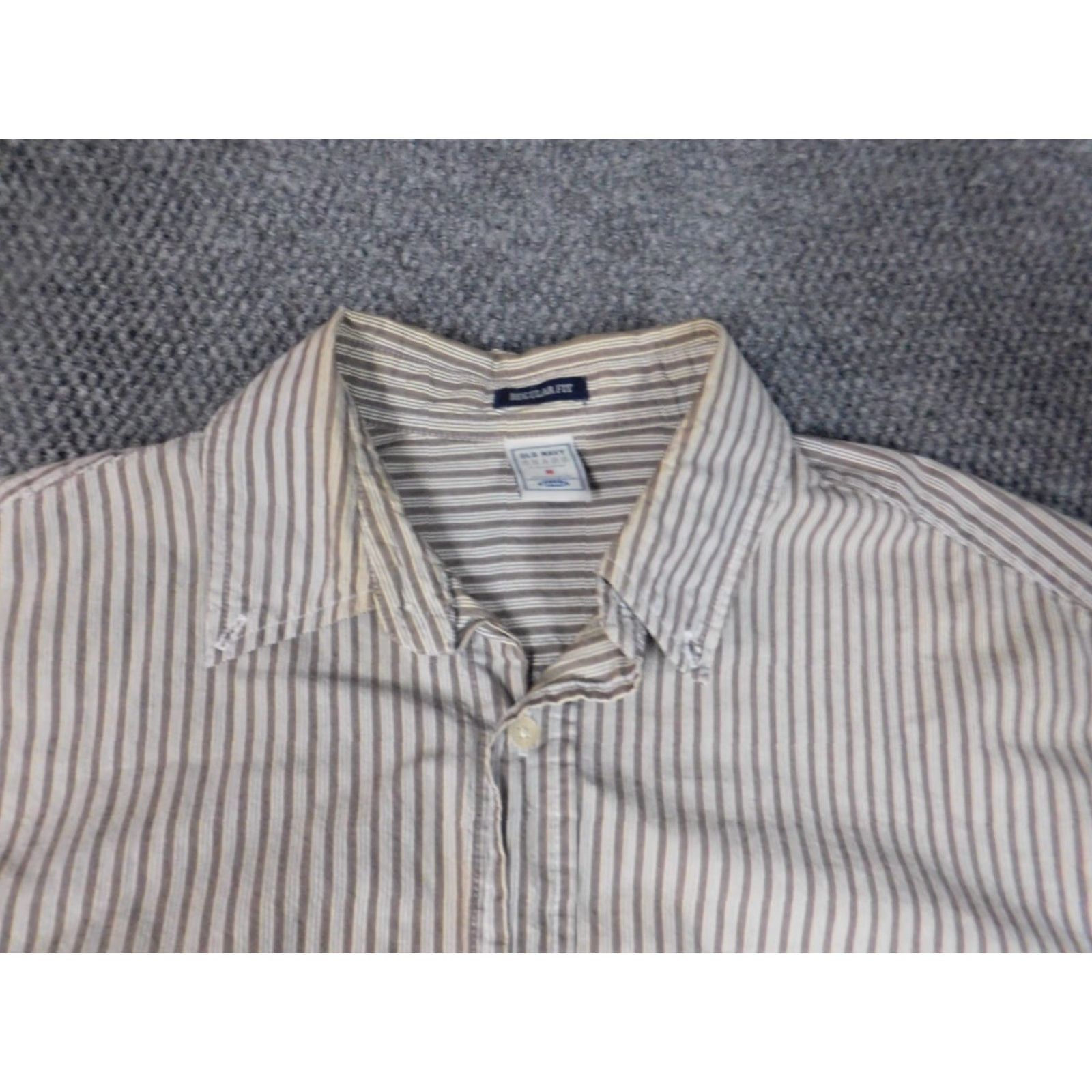 Old Navy Old Navy Shirt Mens Medium Brown Striped Button-Down Collared Long Sleeve Cotton Knit Pocketed Buttons Vintage? No (but no). Size US M / EU 48-50 / 2 - 5 Thumbnail