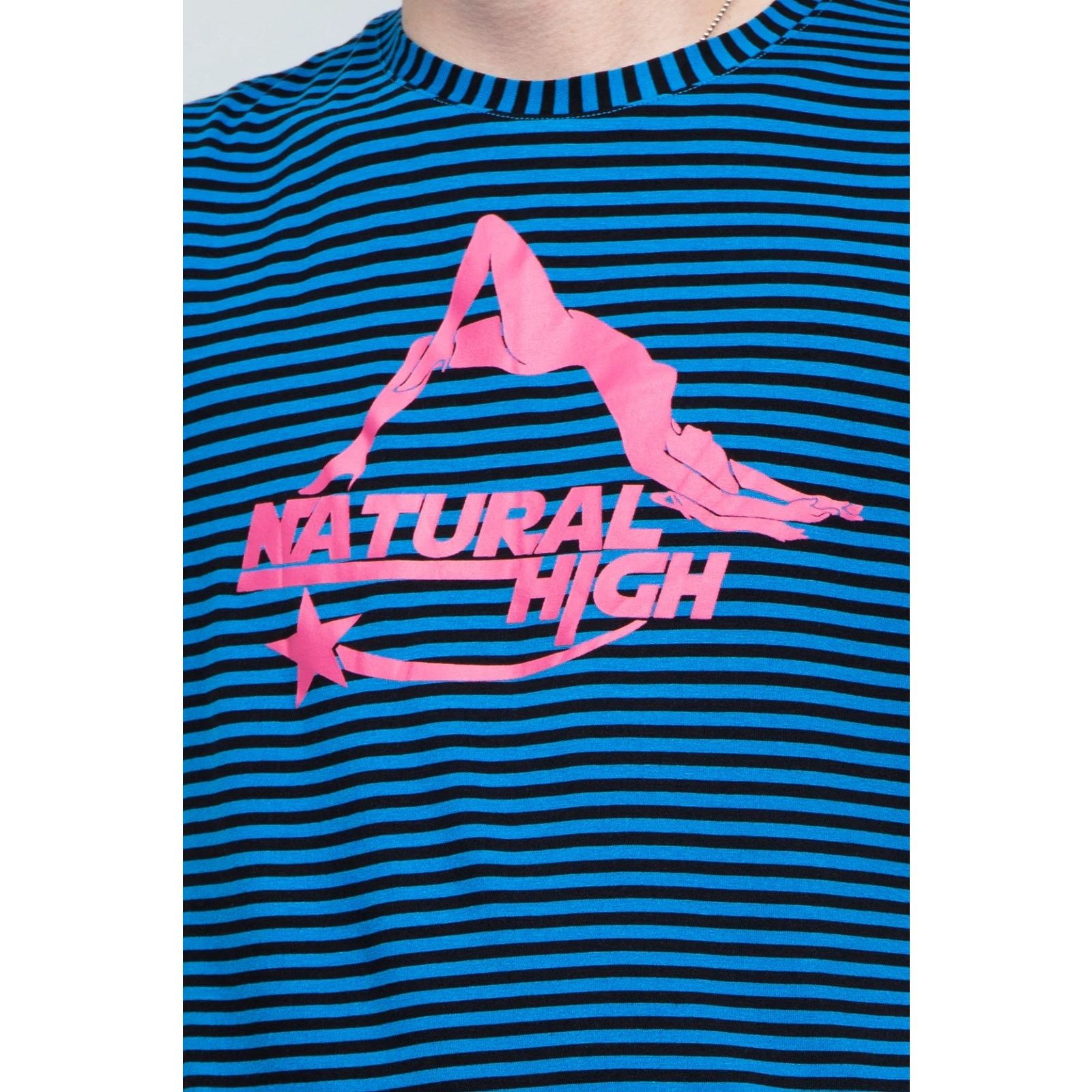 Japanese Brand Y2K Blue Striped Graphic Printed T-Shirt size Baby Tee Size US S / EU 44-46 / 1 - 2 Thumbnail